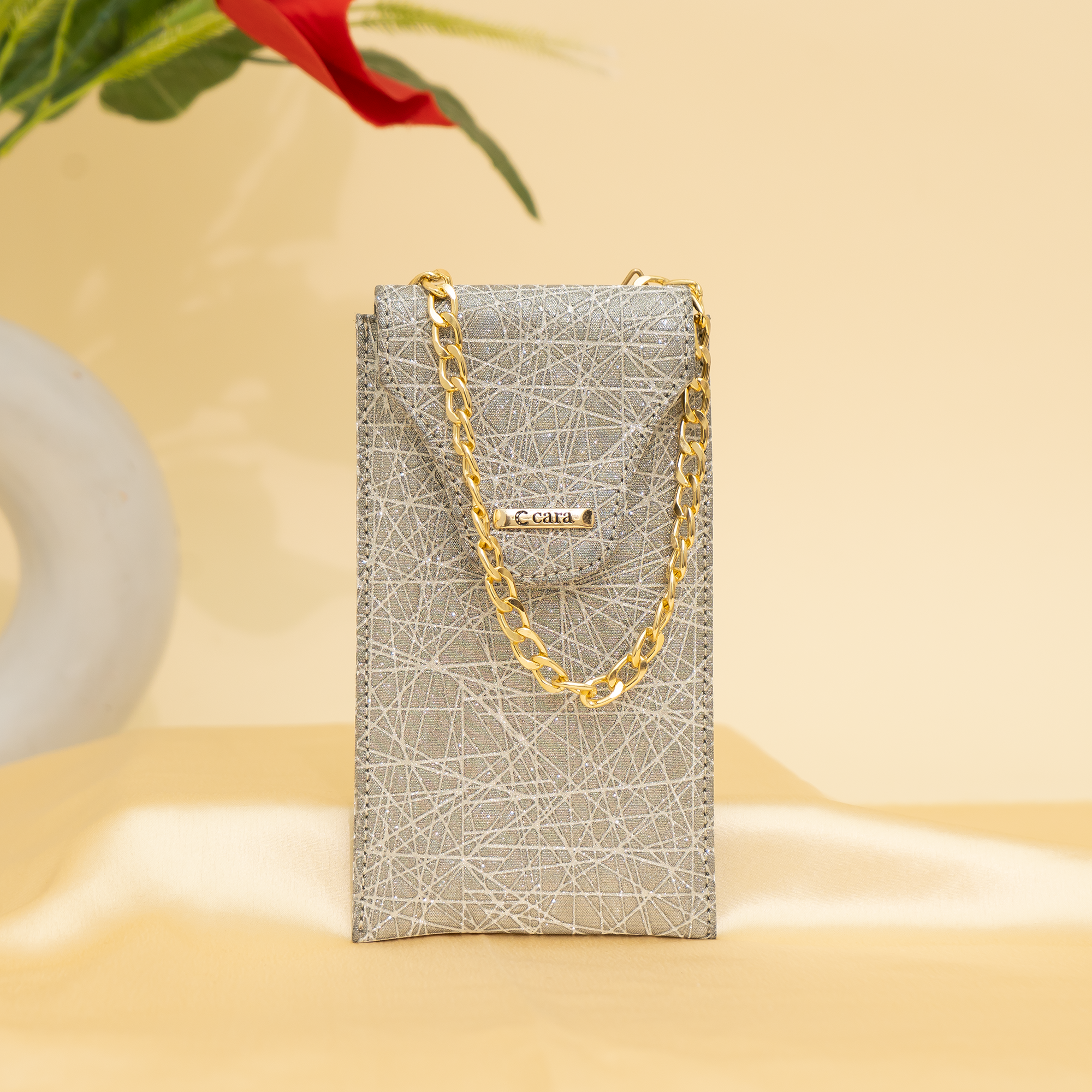 grey Gleam Chain Mobile Sling| cara