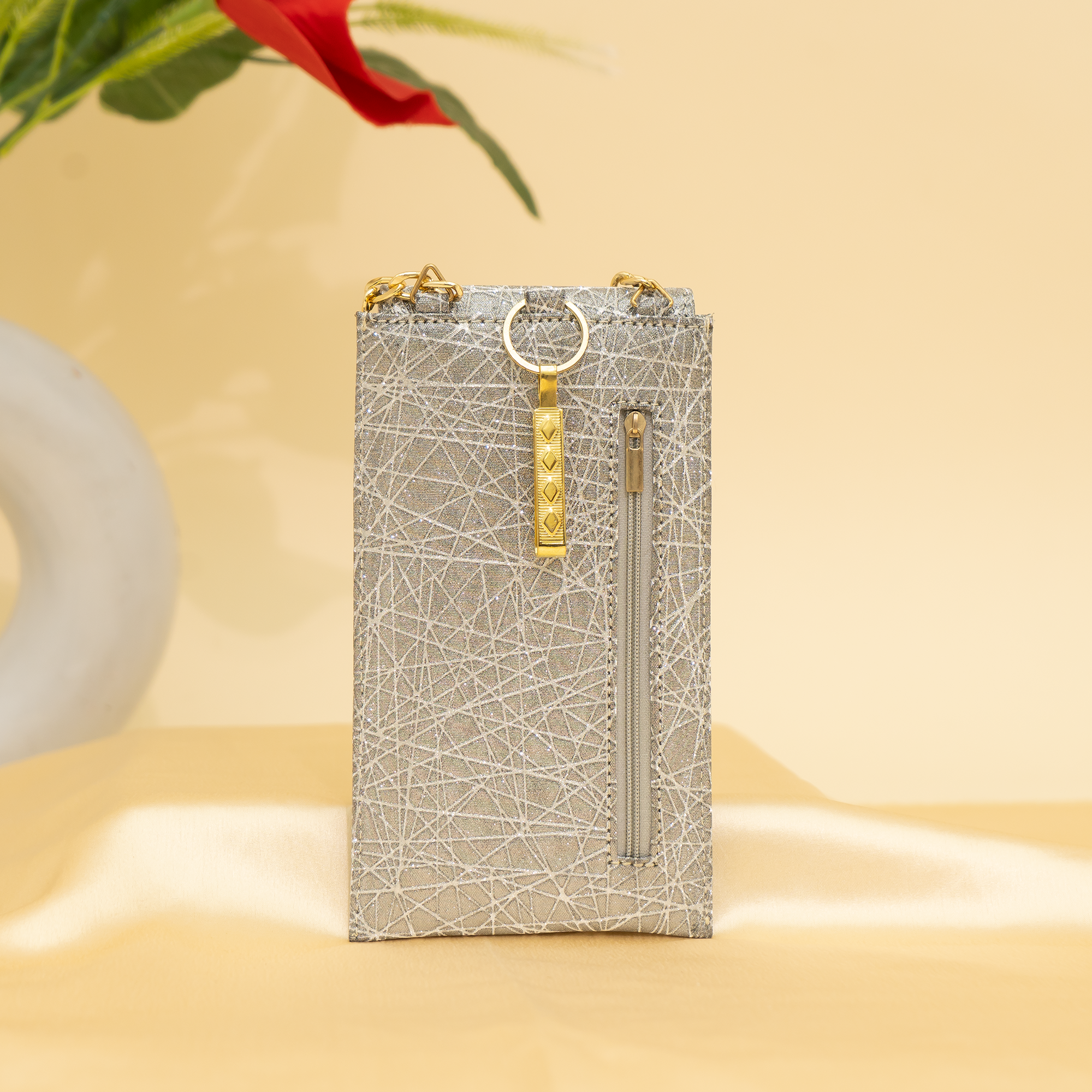 grey Gleam Chain Mobile Sling| cara