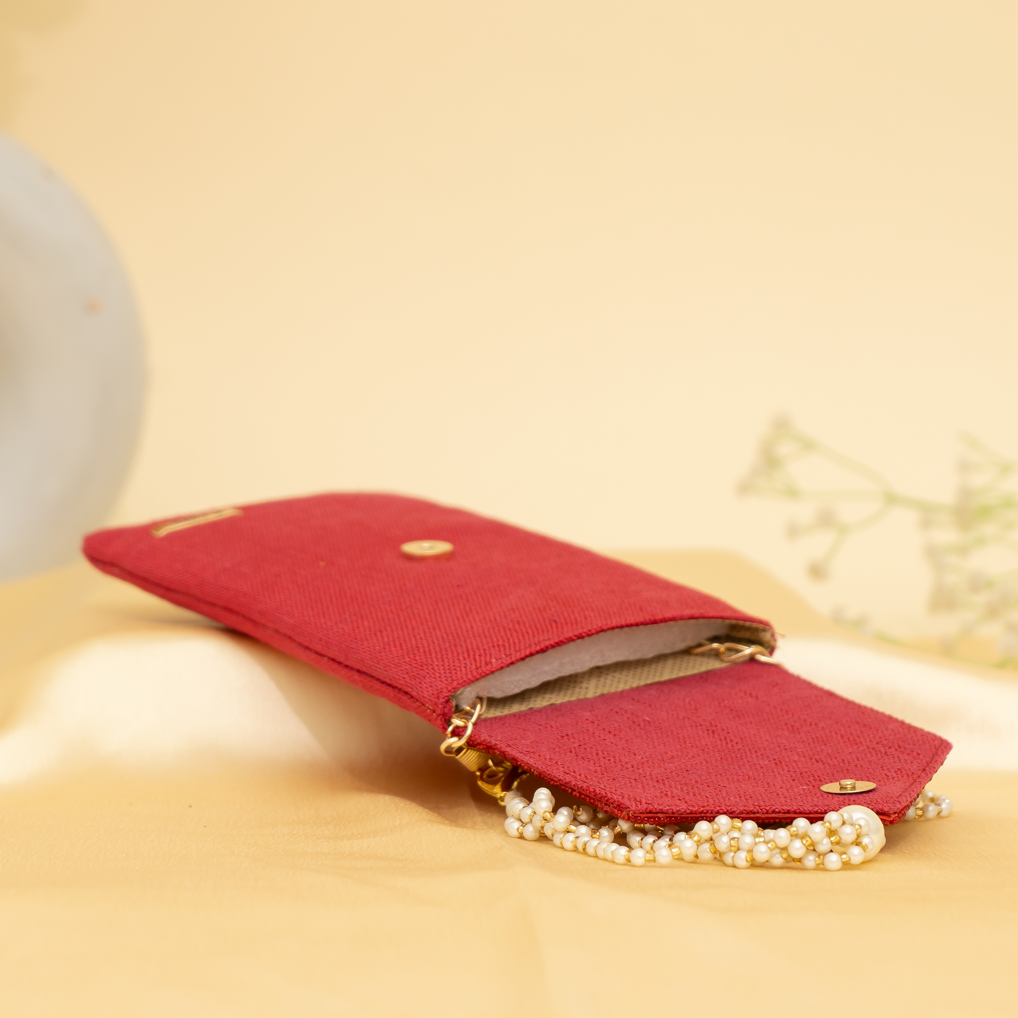 red Lustrous Charm Designer Mobile sling | cara