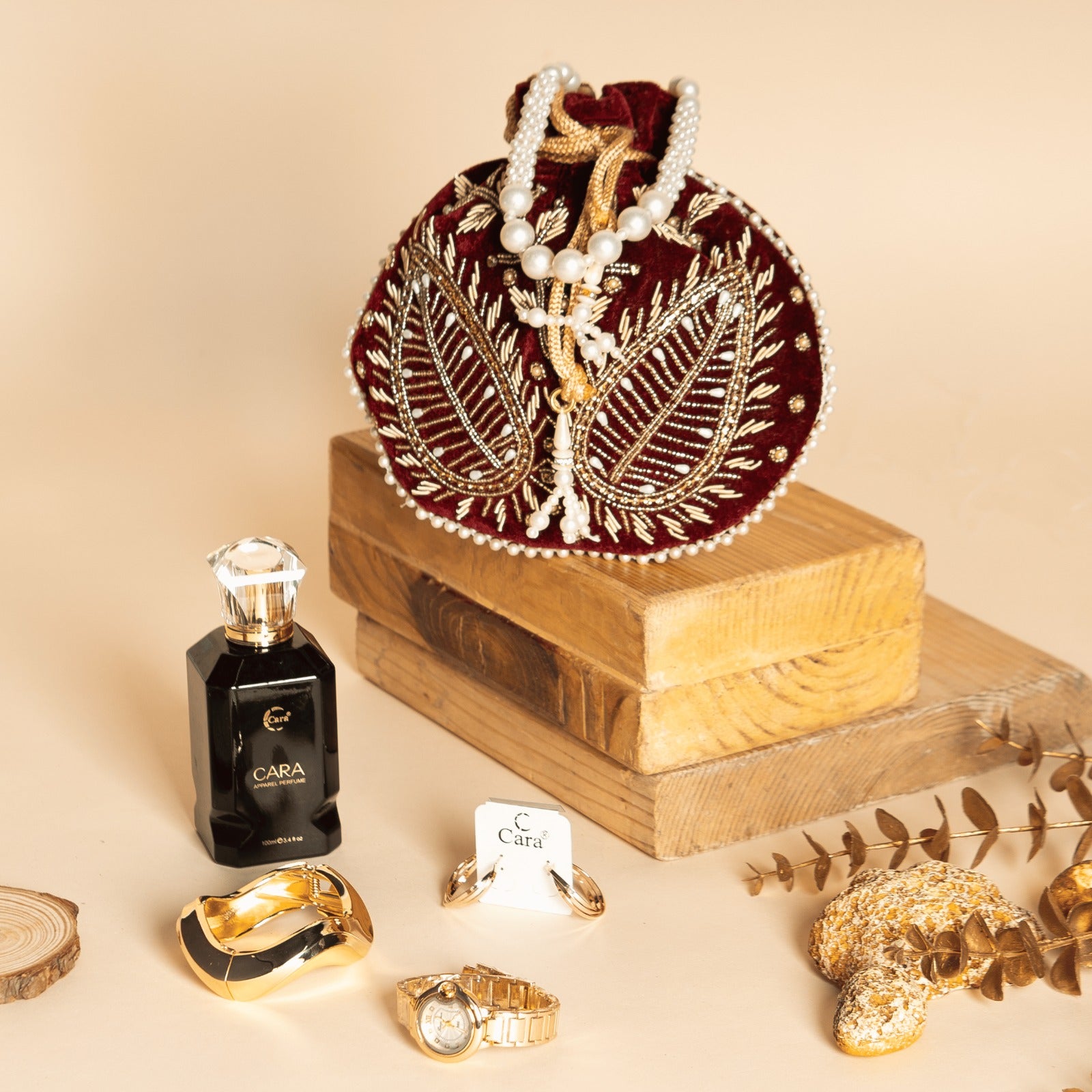 Maroon Majesty Combo