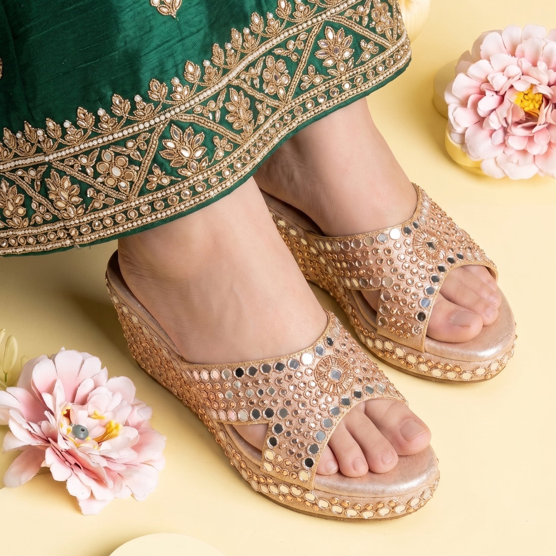 Mirror Treasure Wedges