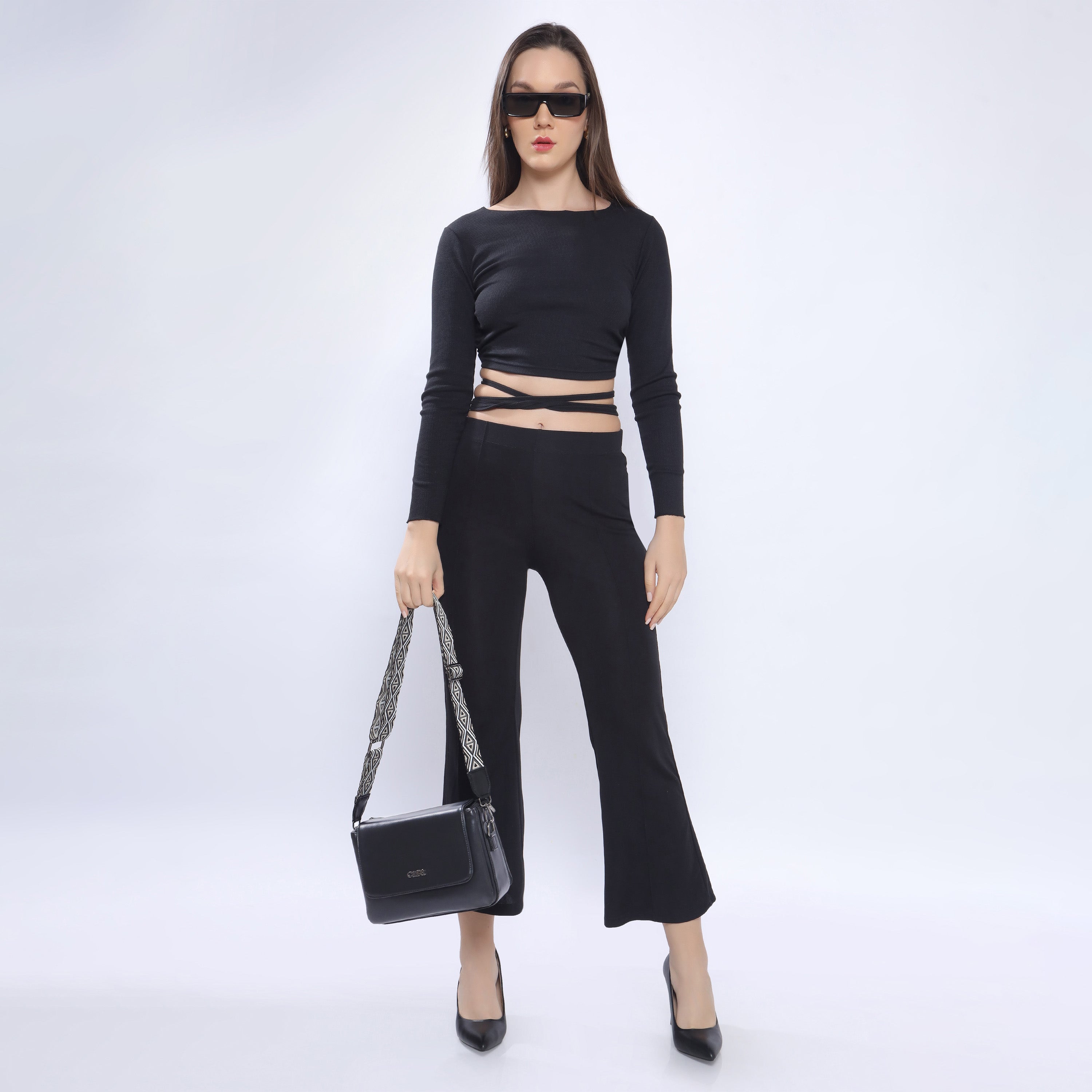 black Casual Catcher slingbag | cara