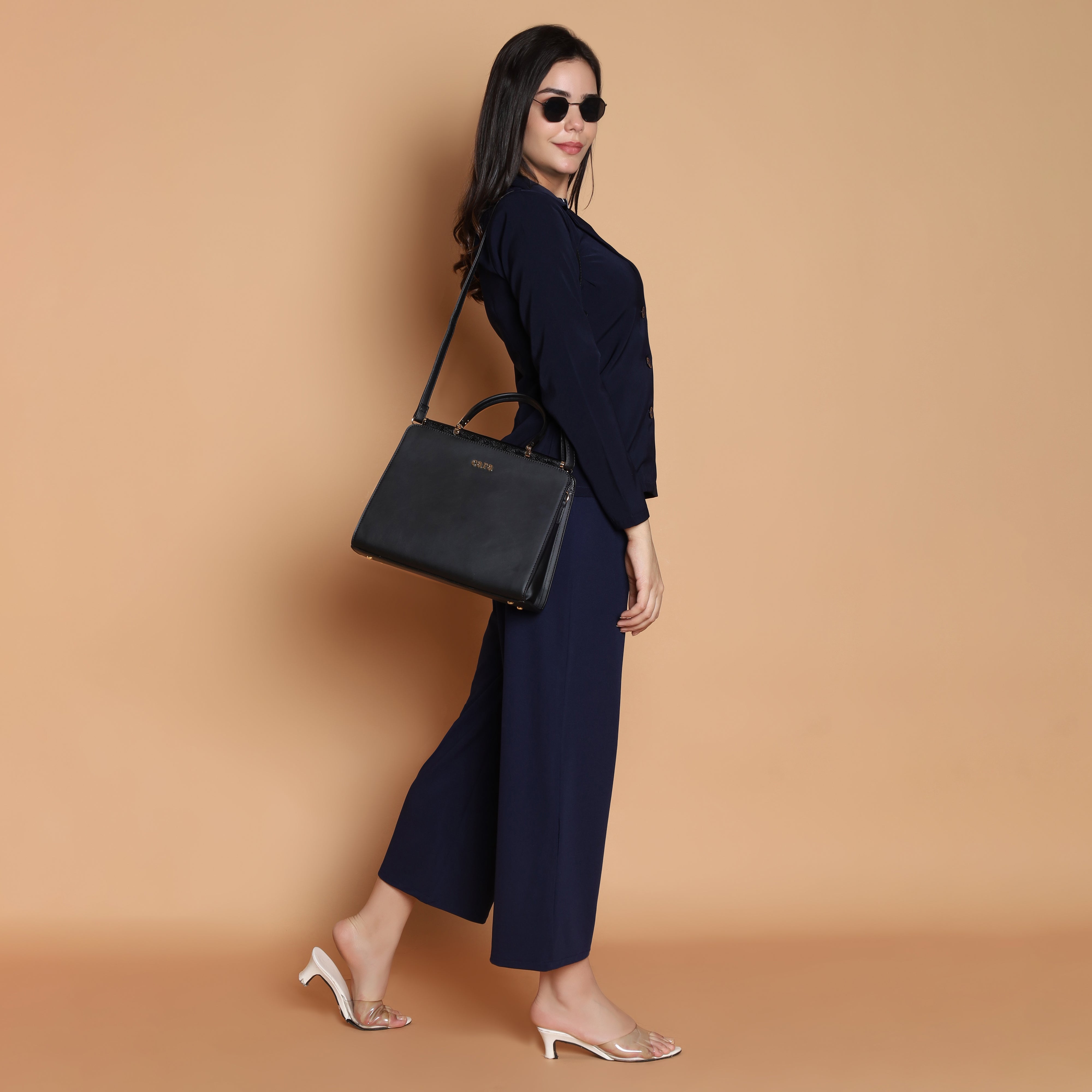 Impressive Black Handbag | CARA