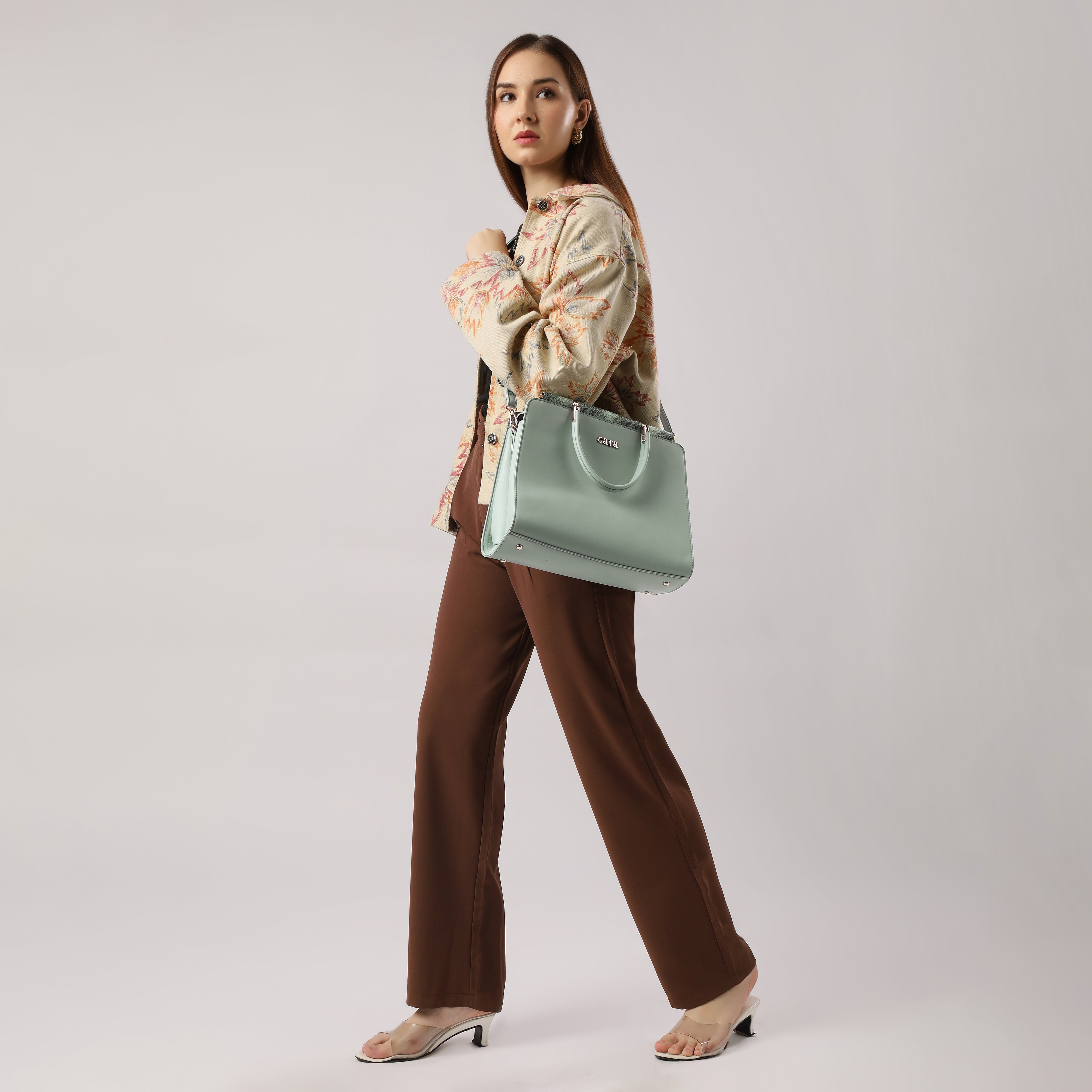 Impressive Green Handbag | cara