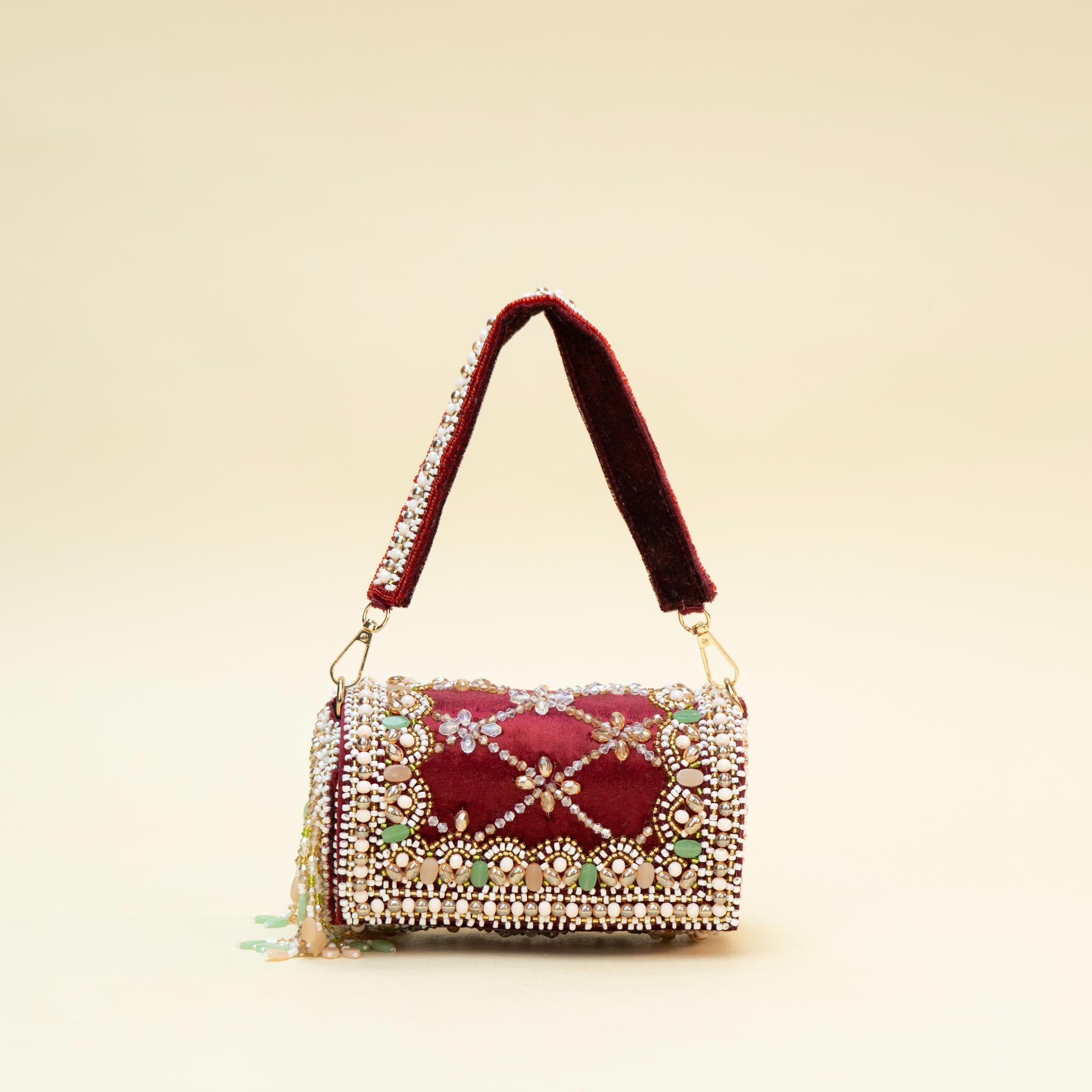 Contour Ornament Line