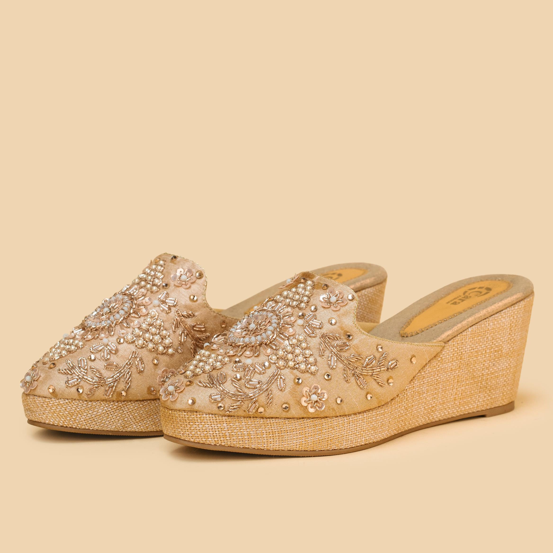 Diamond Petal Wedges