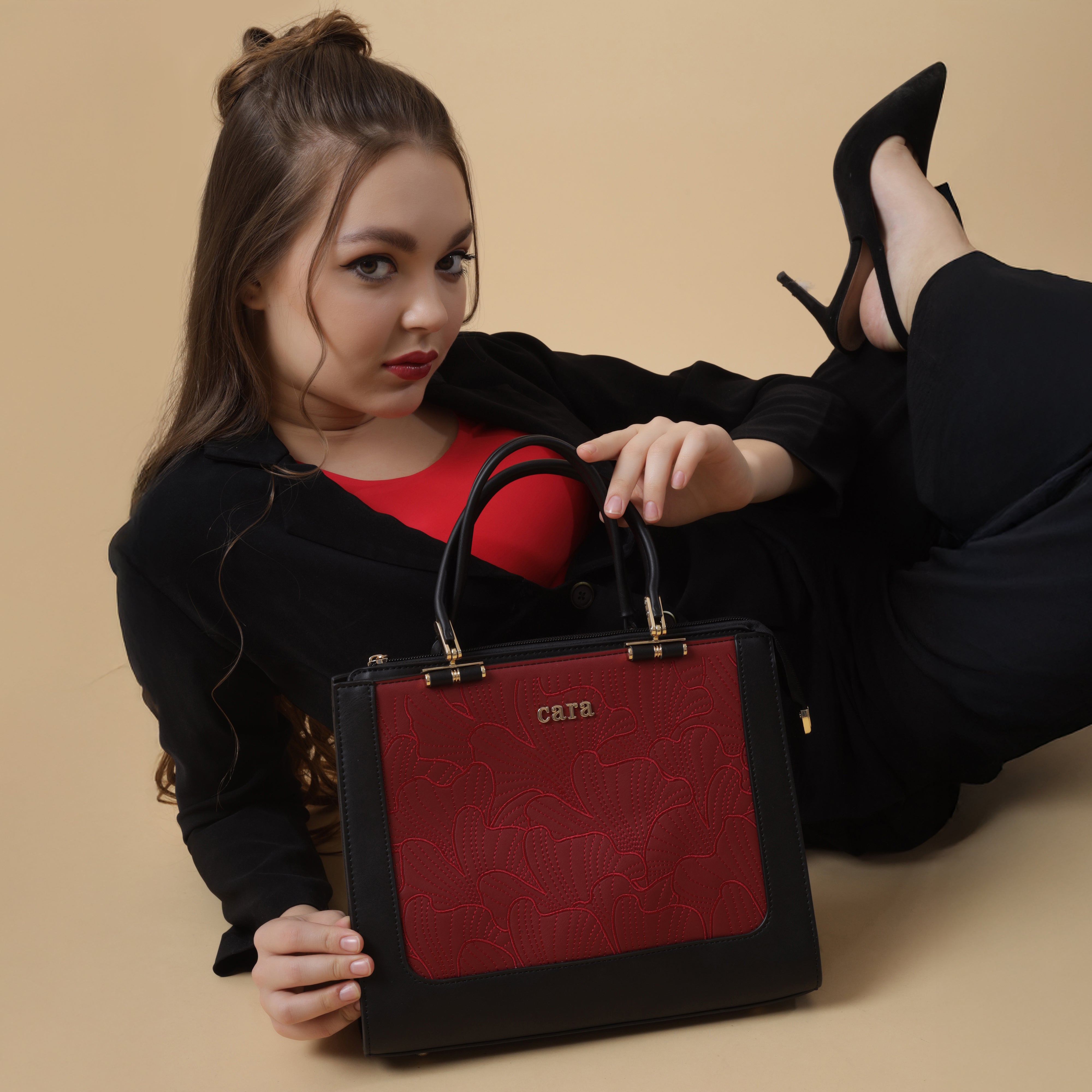 Black Floral Eclipse Handbag | Cara