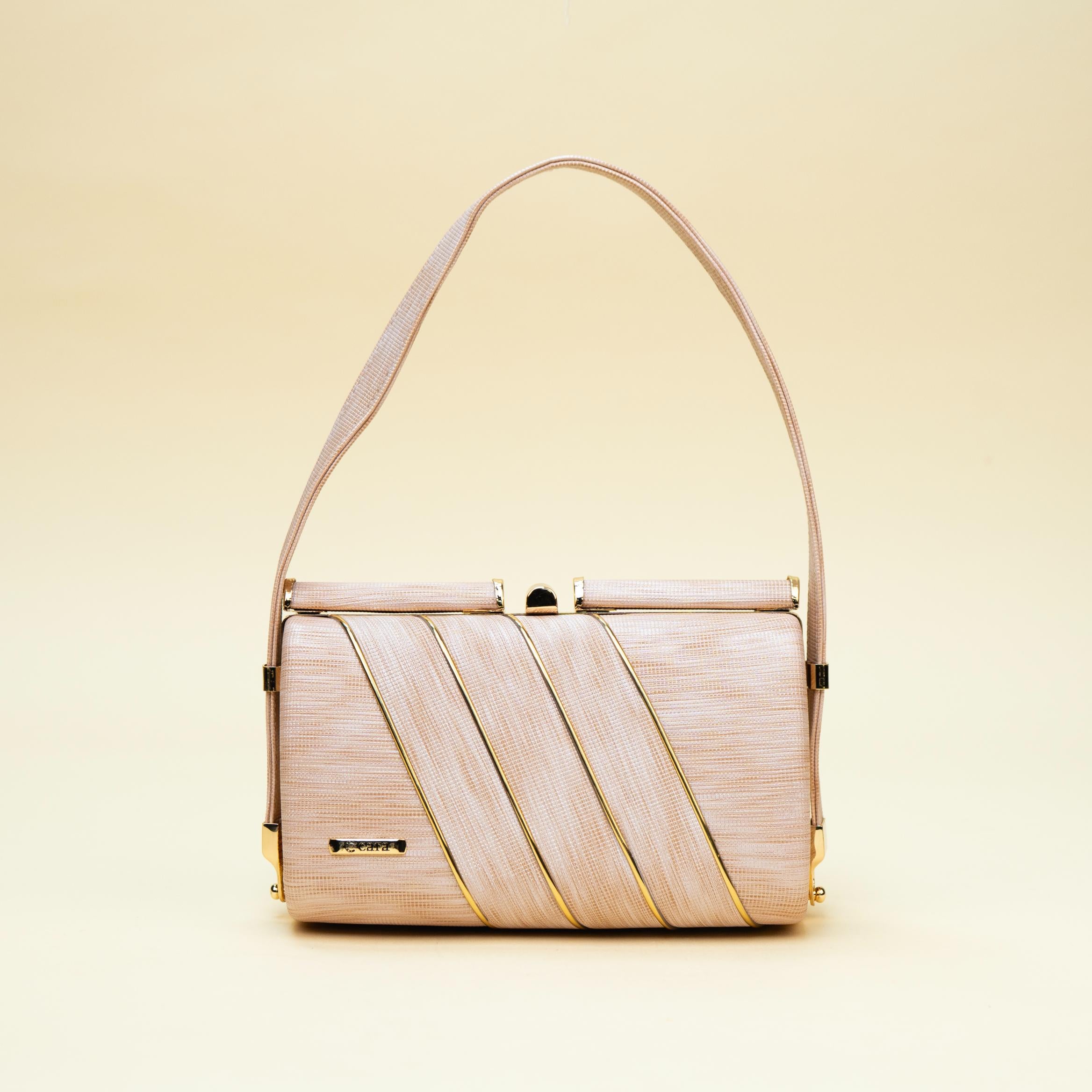 Classic Poise Clutch