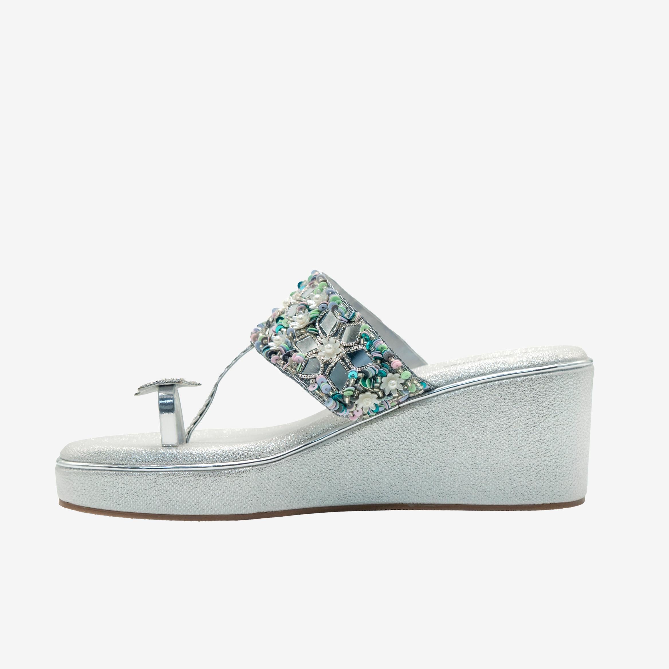 Valmira BeadSoft Wedges