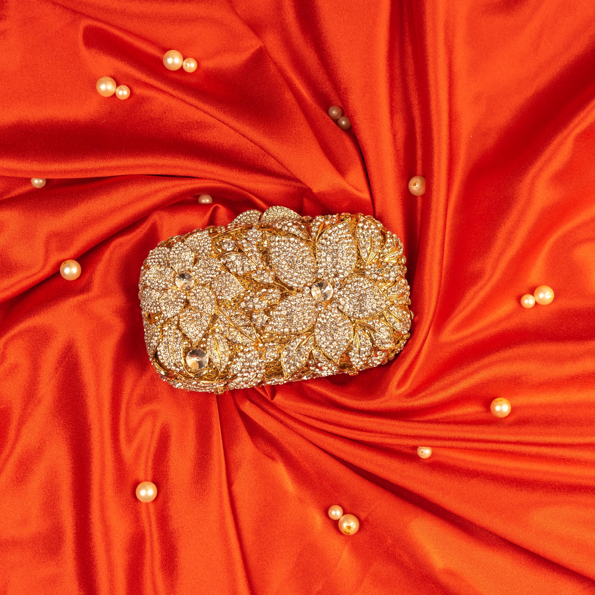 Royal Crystal Gold Collection