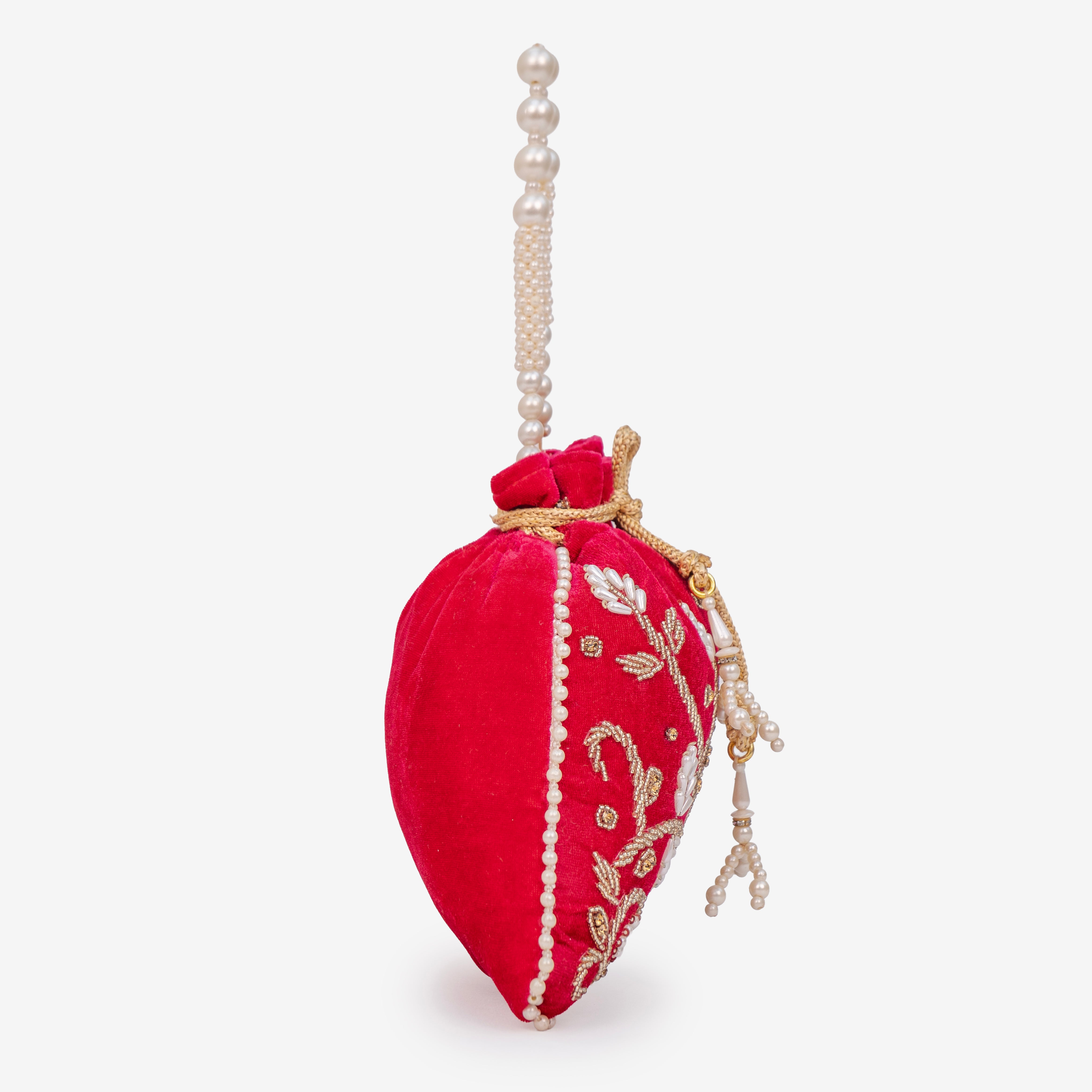 Twist of Tradition | Cara