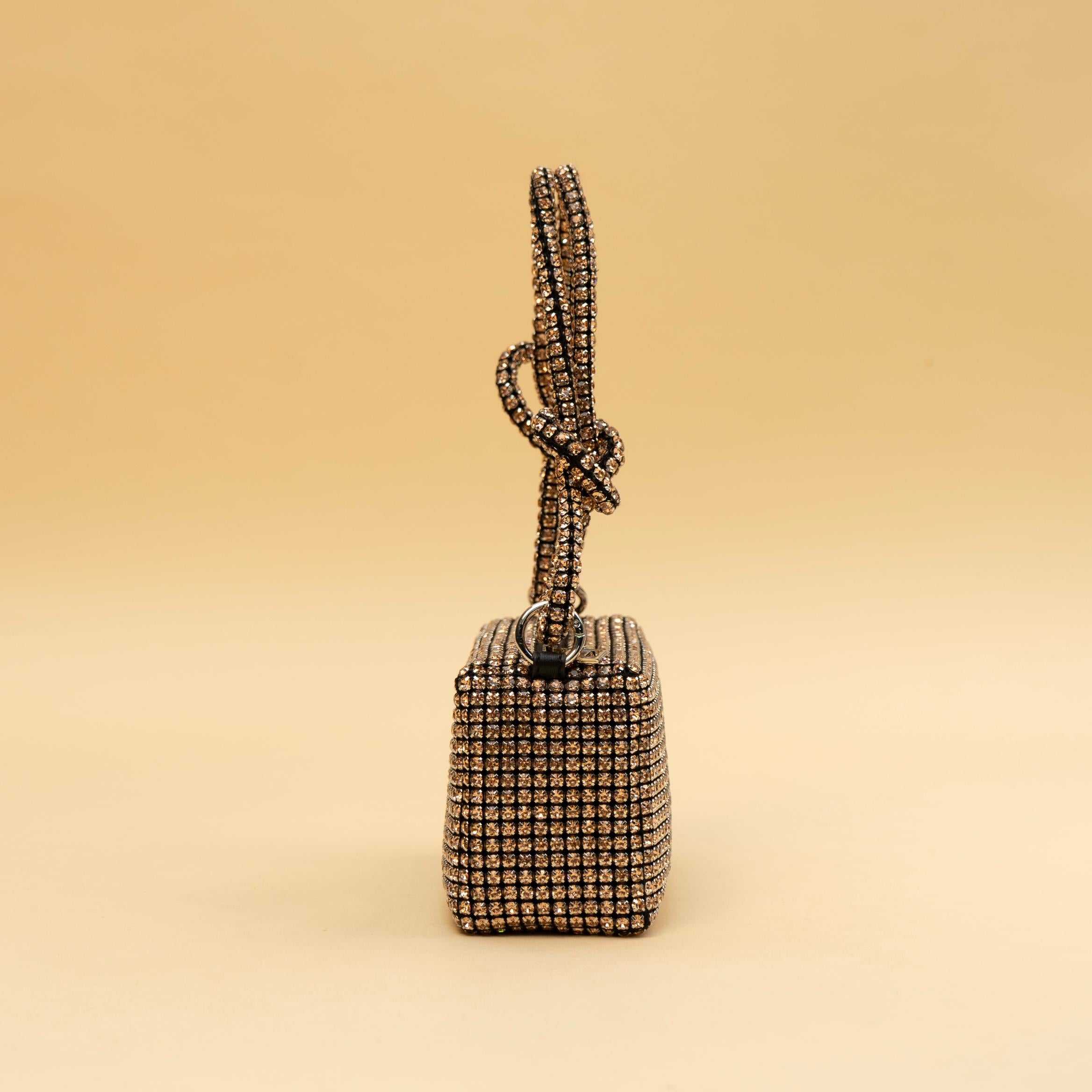 Gilded Mesh Collection
