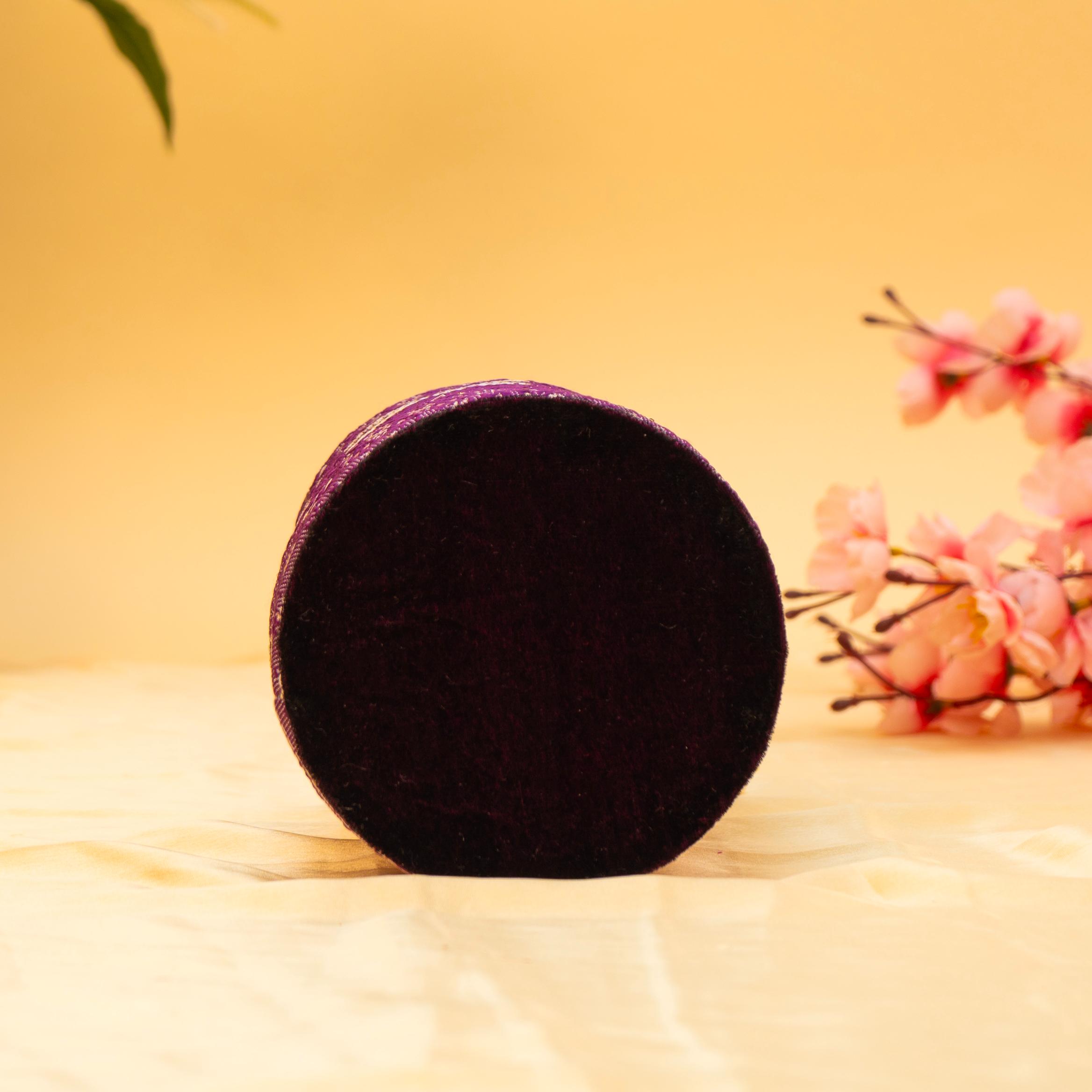 Tradition Weave Potli