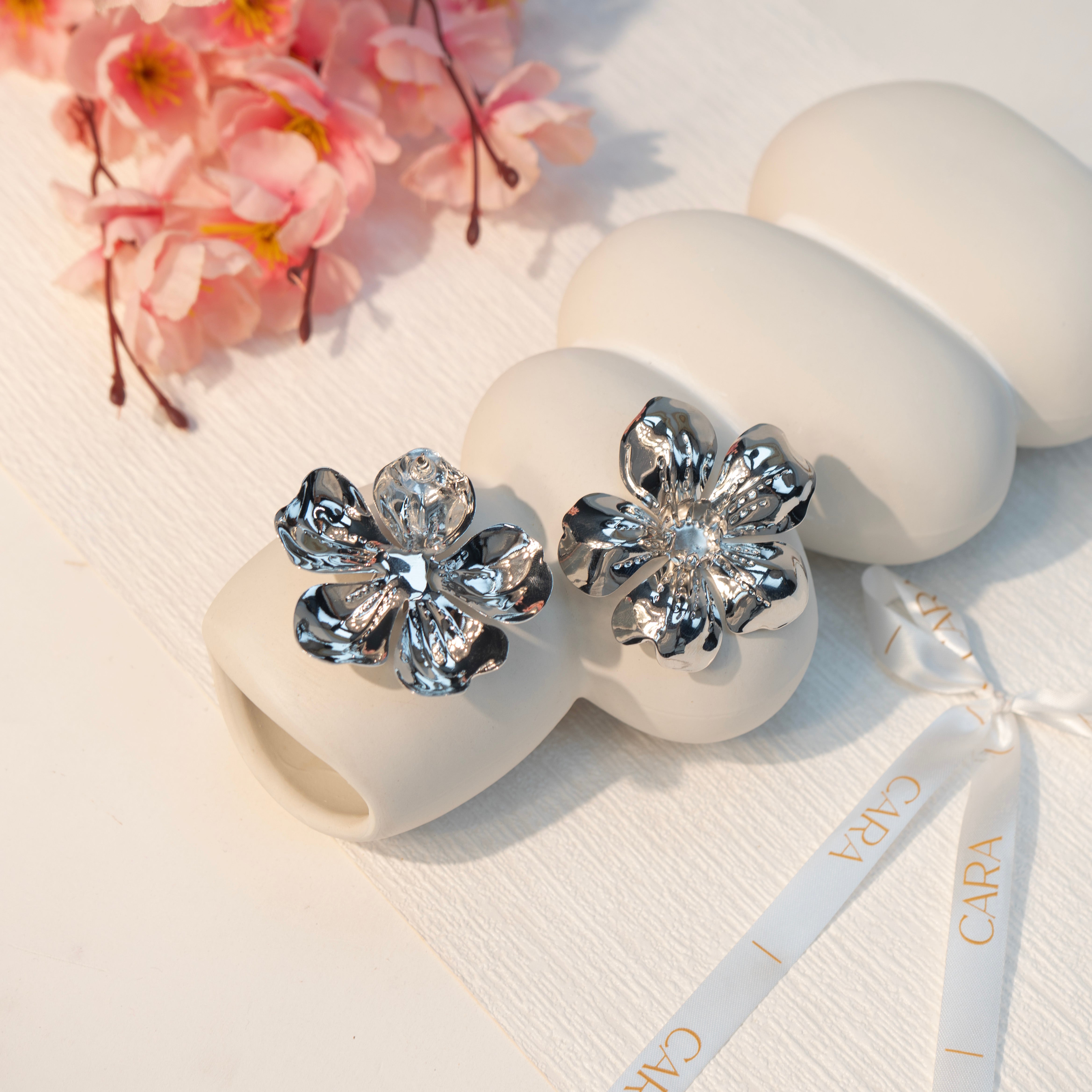 Chroma Shine Earrings