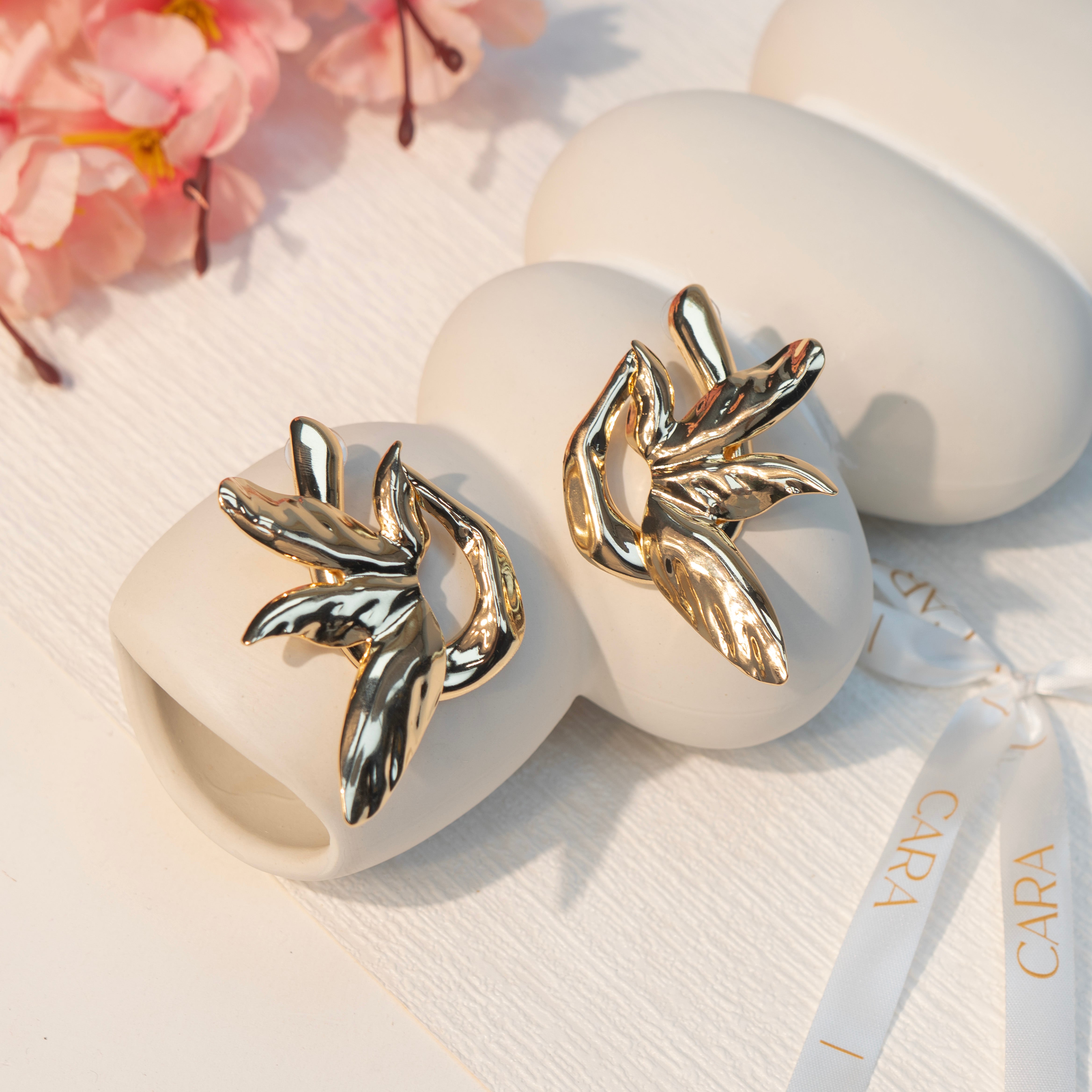 Modern Trace Earrings