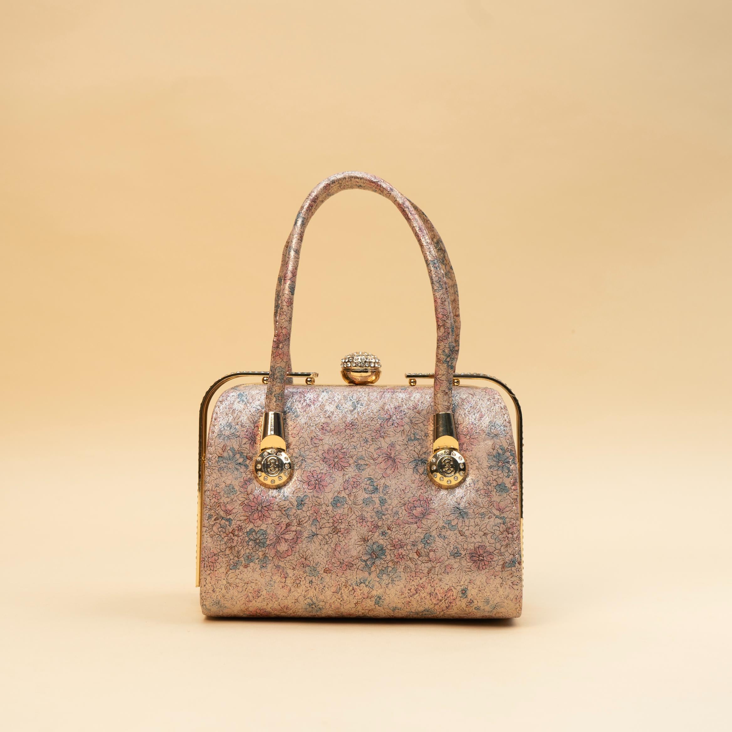 The Carry Edit Collection