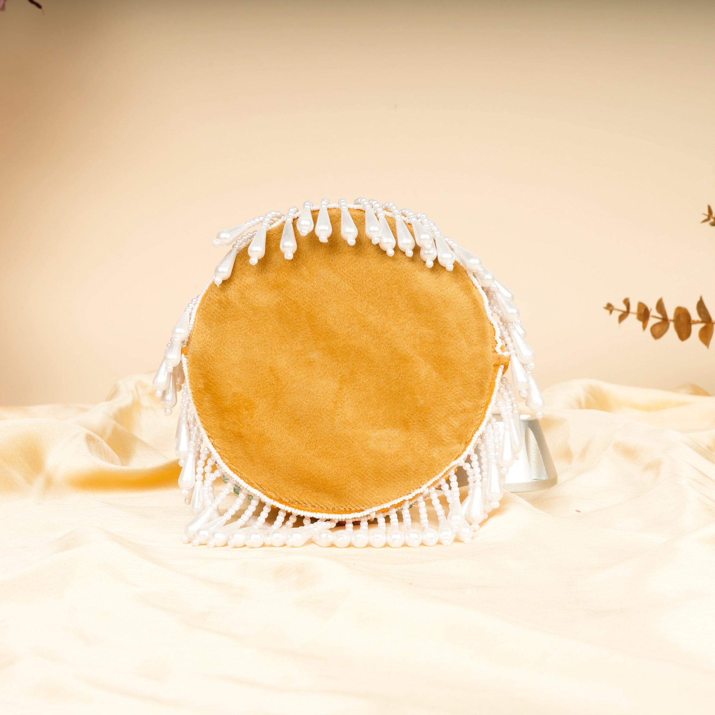 Festive Radiance Potli