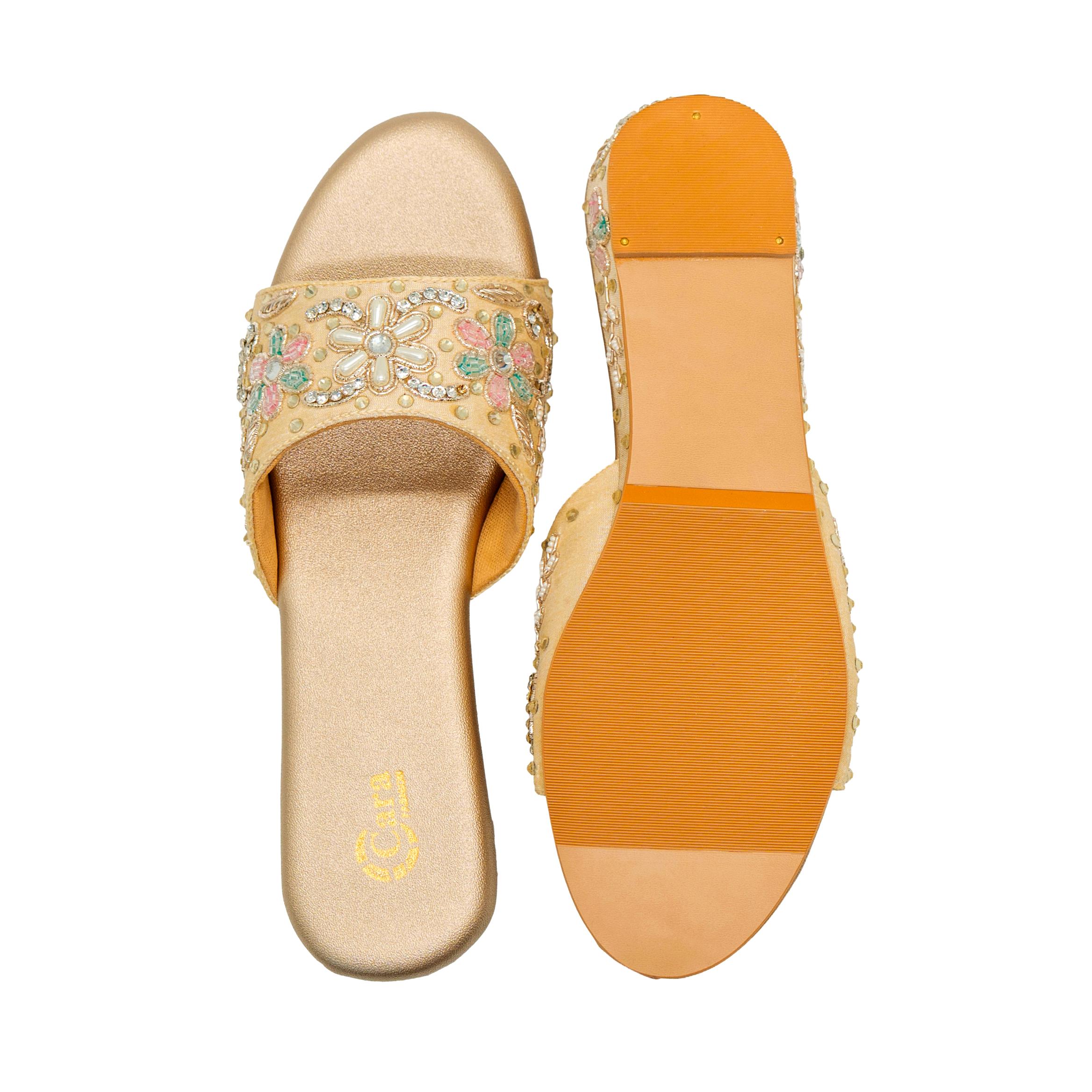 Ravelle ComfortCurve Flats