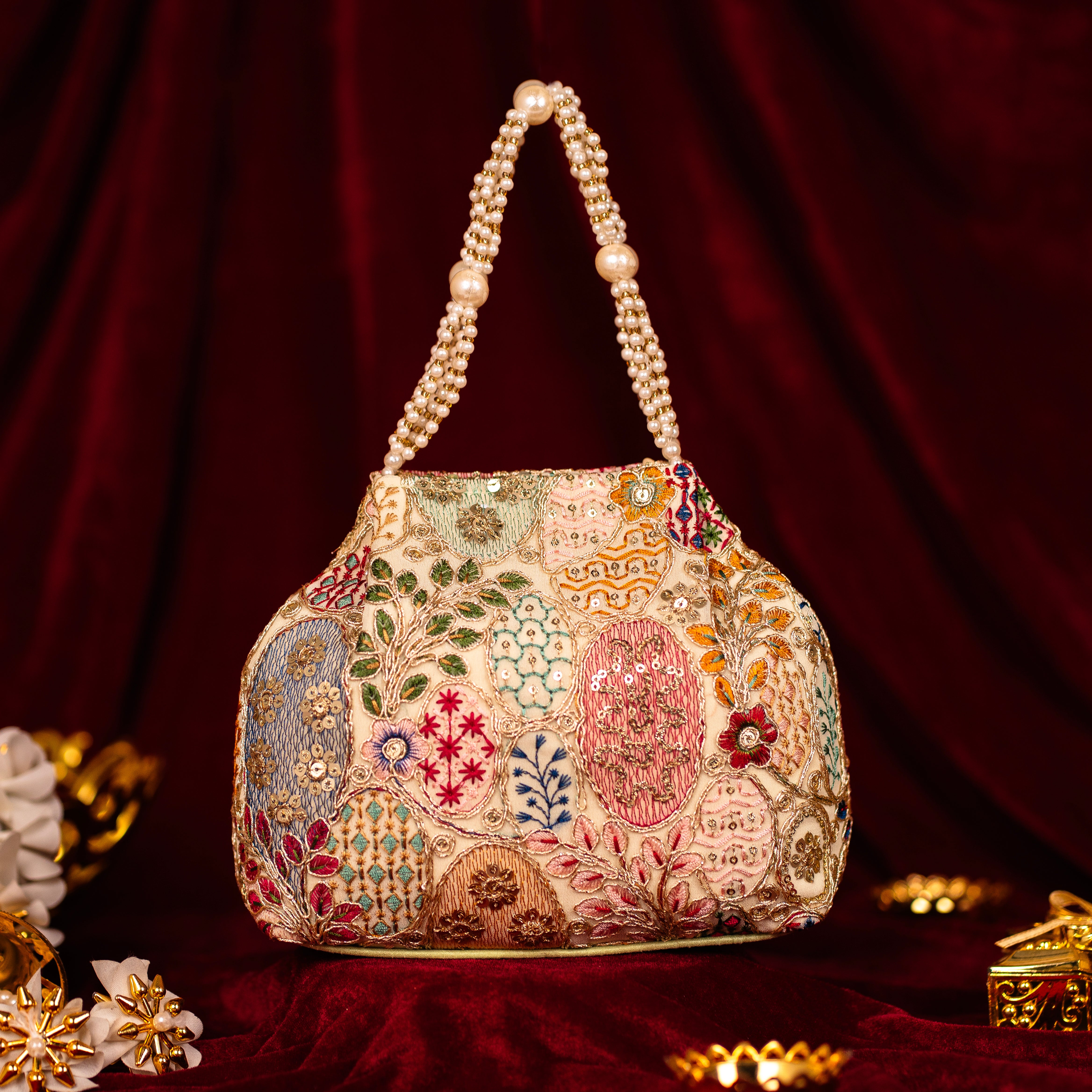 Opulent Pearl Potli