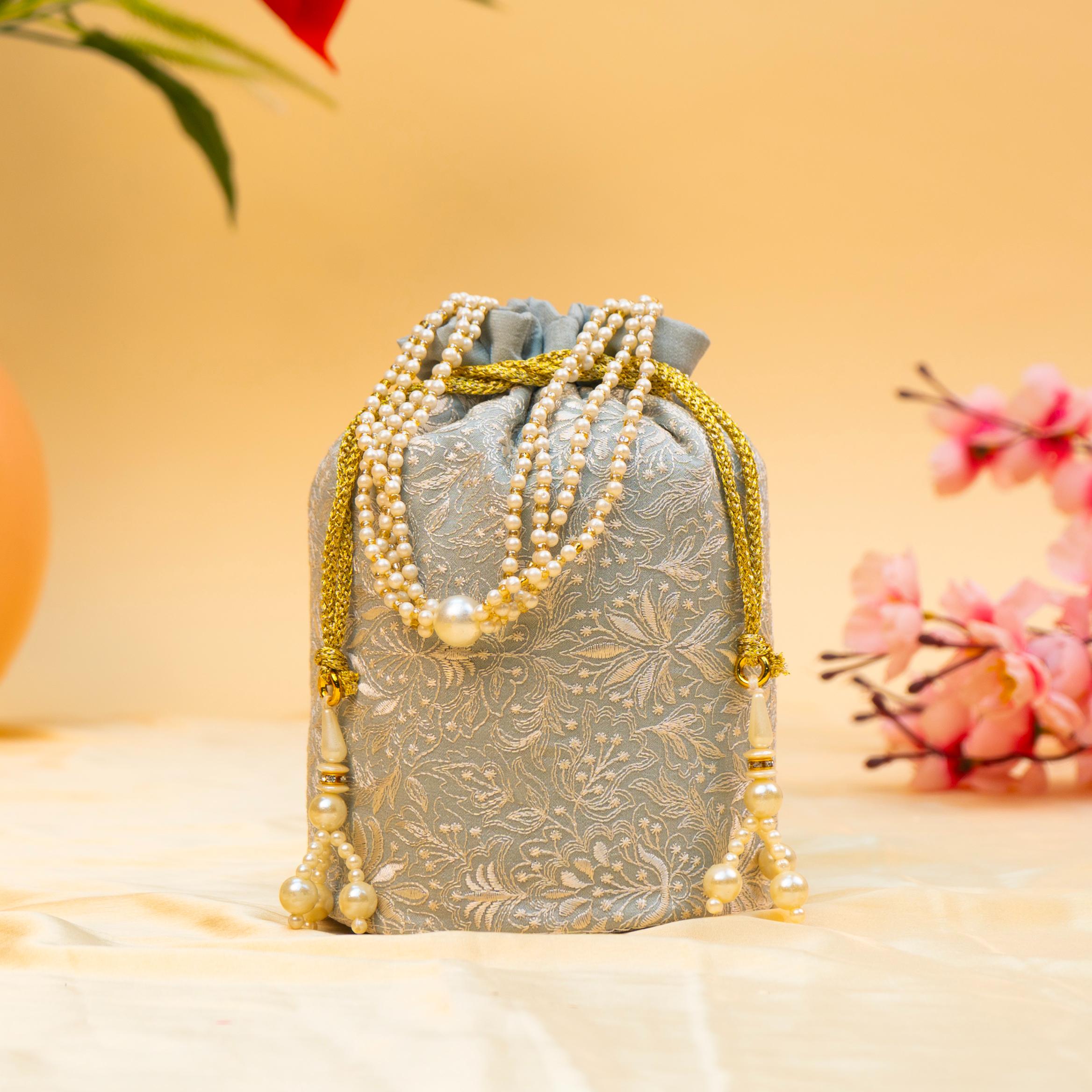 Tradition Weave Potli