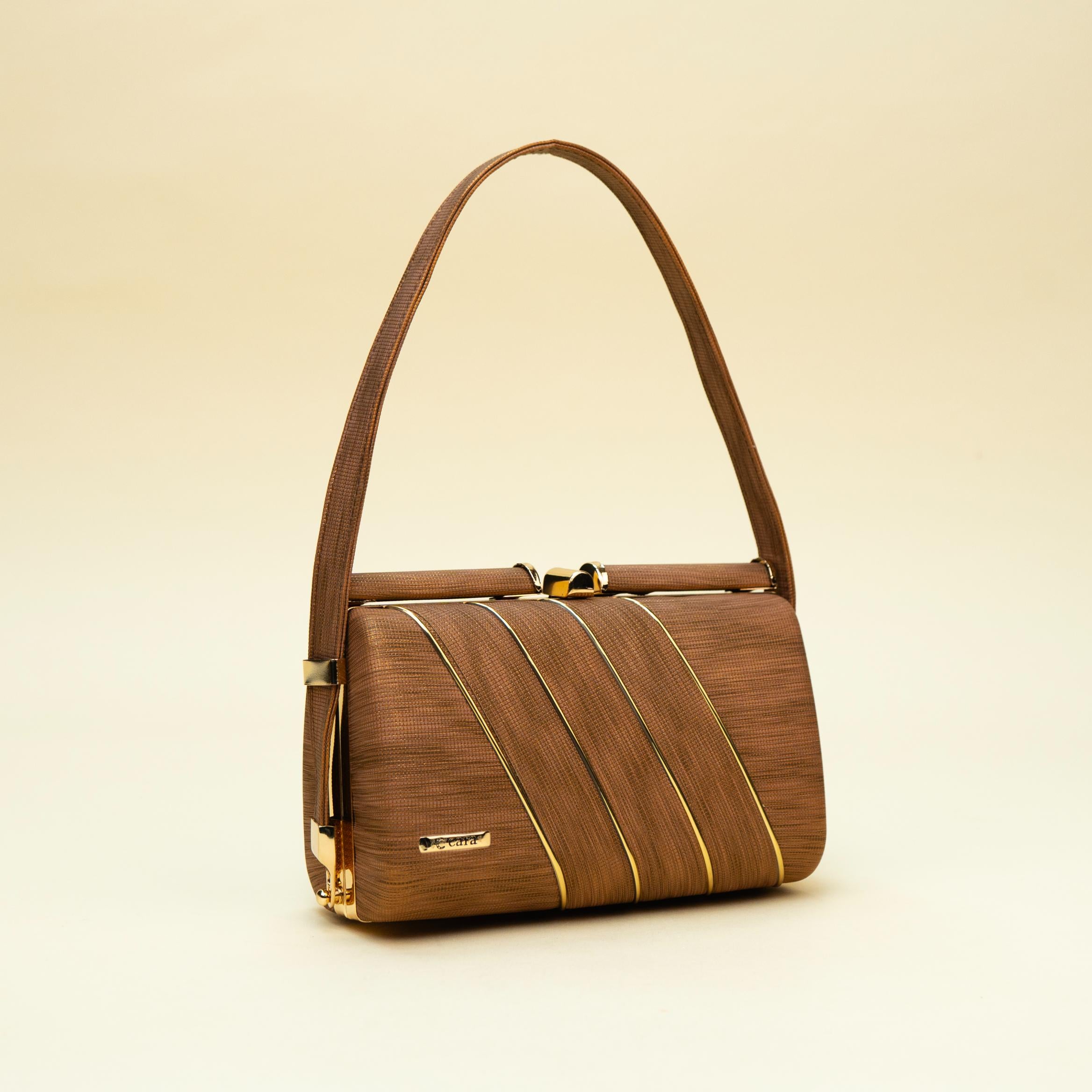 Classic Poise Clutch