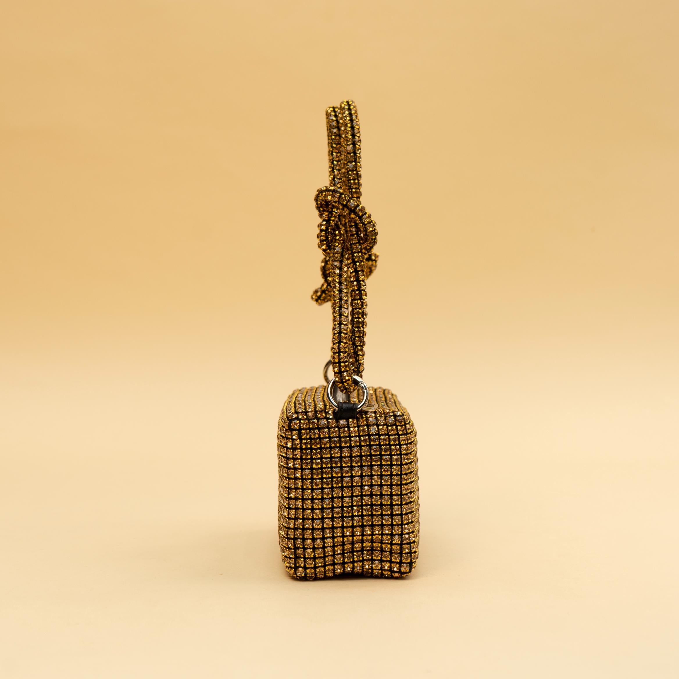 Gilded Mesh Collection