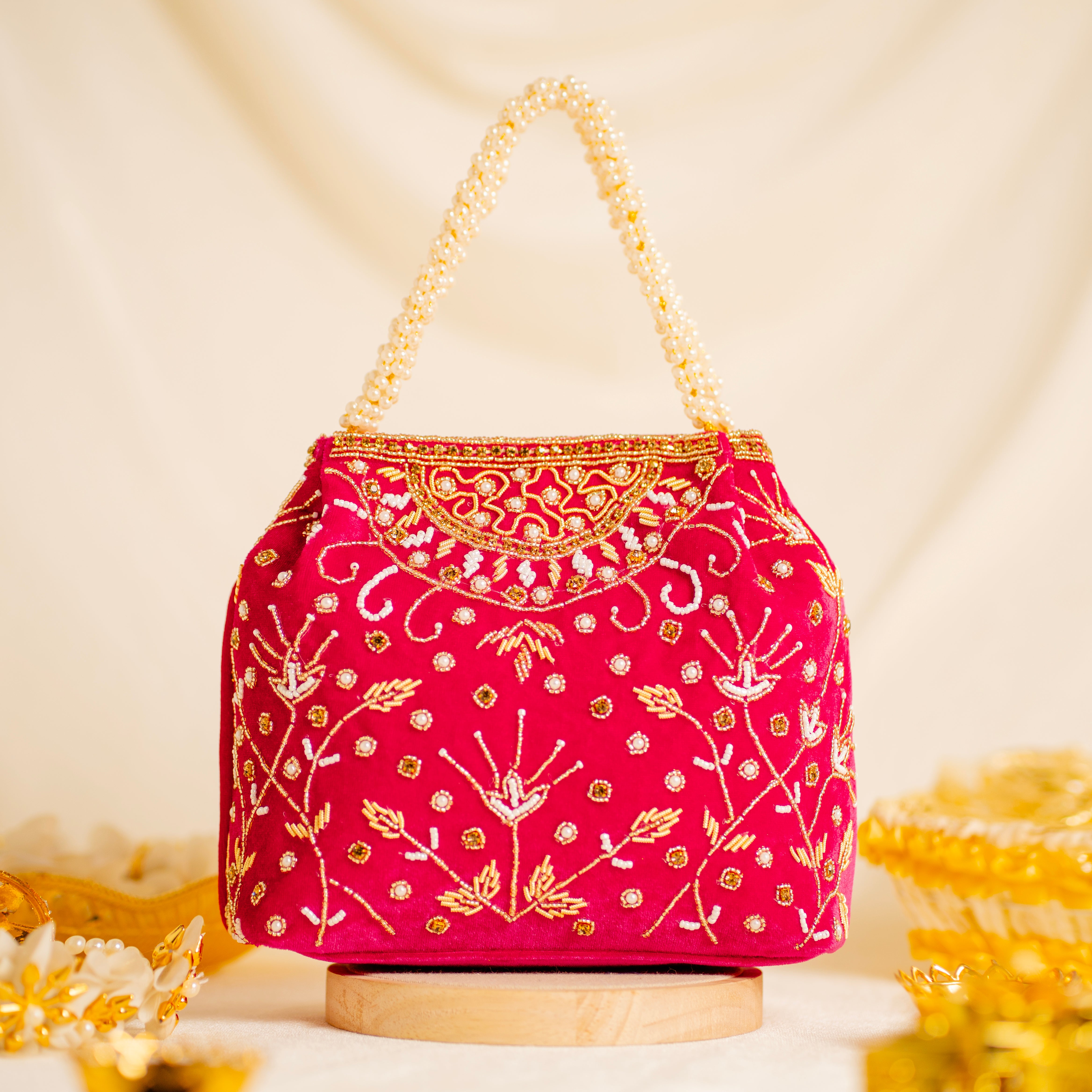 Bridal Pearlstone Velvet Potli
