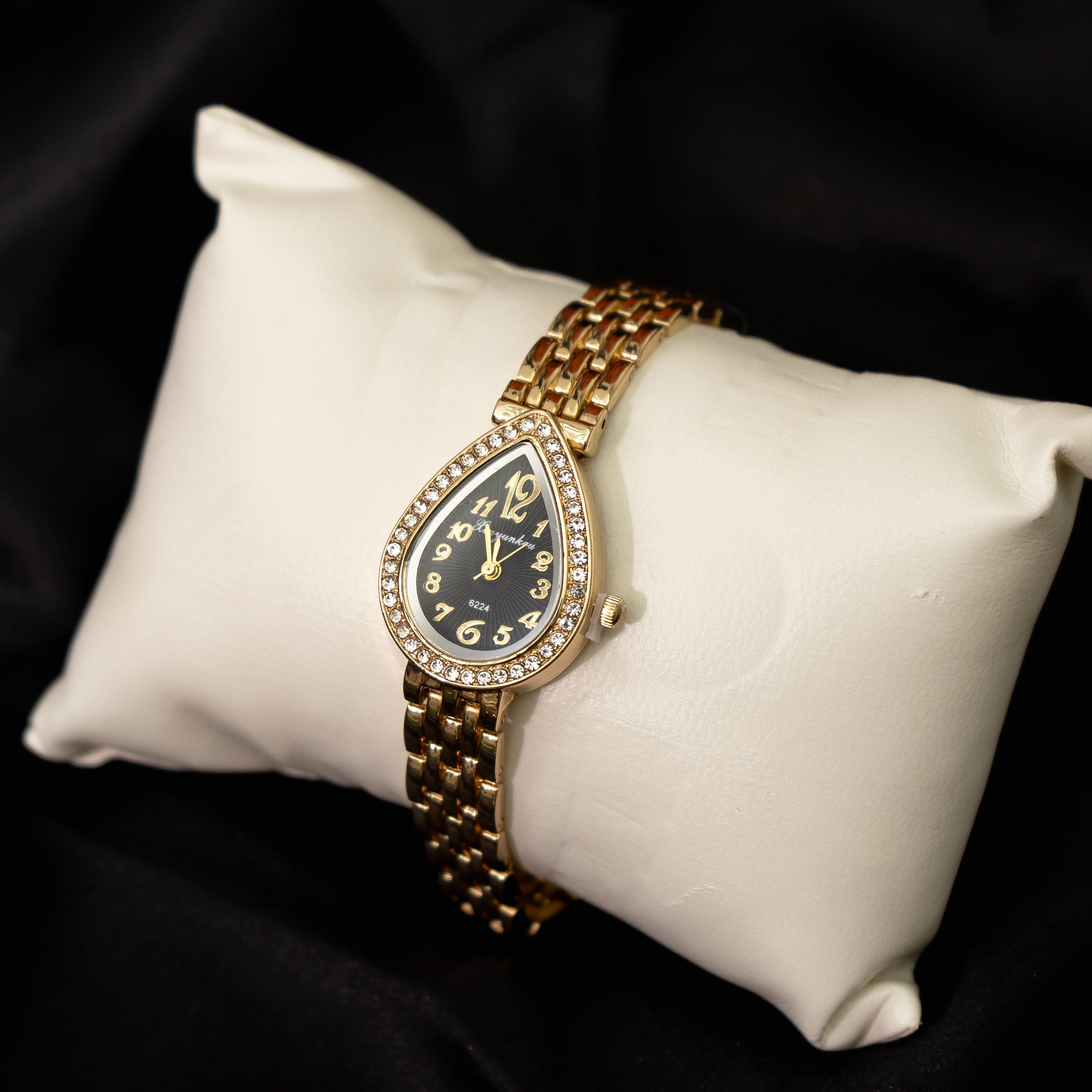 Dewelle Watch