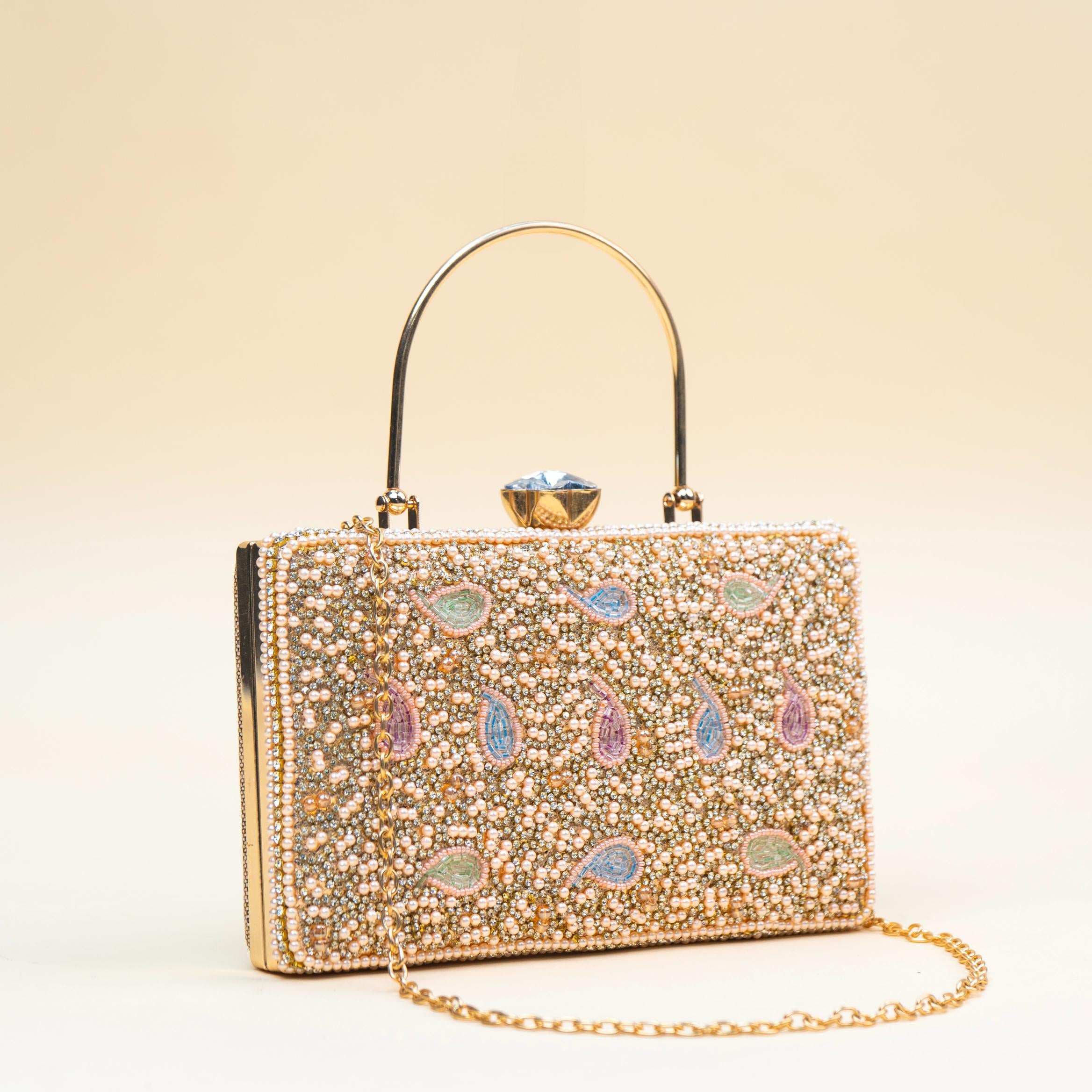 The Heritage Pearl Clutch