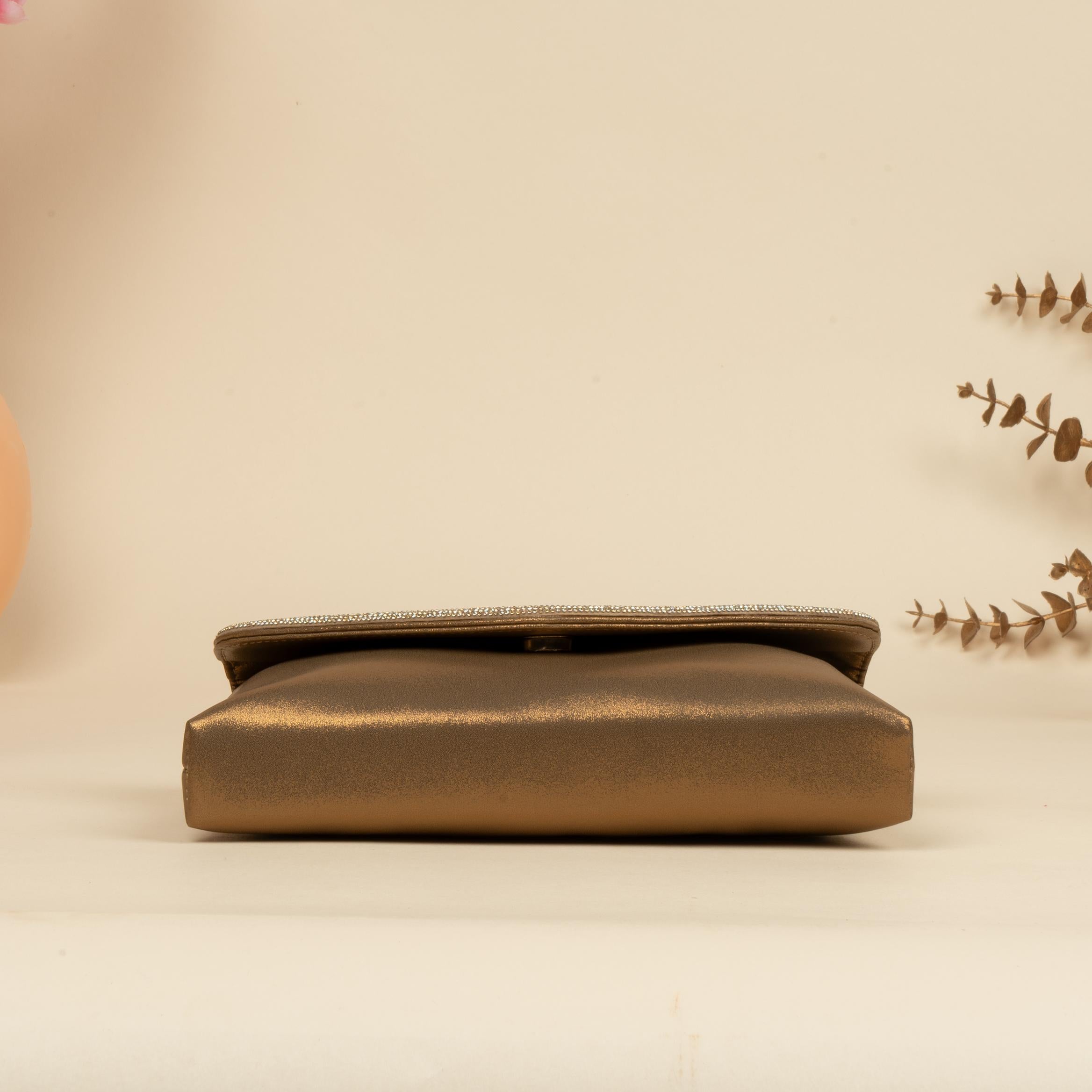 DualEase Zipper Clutch