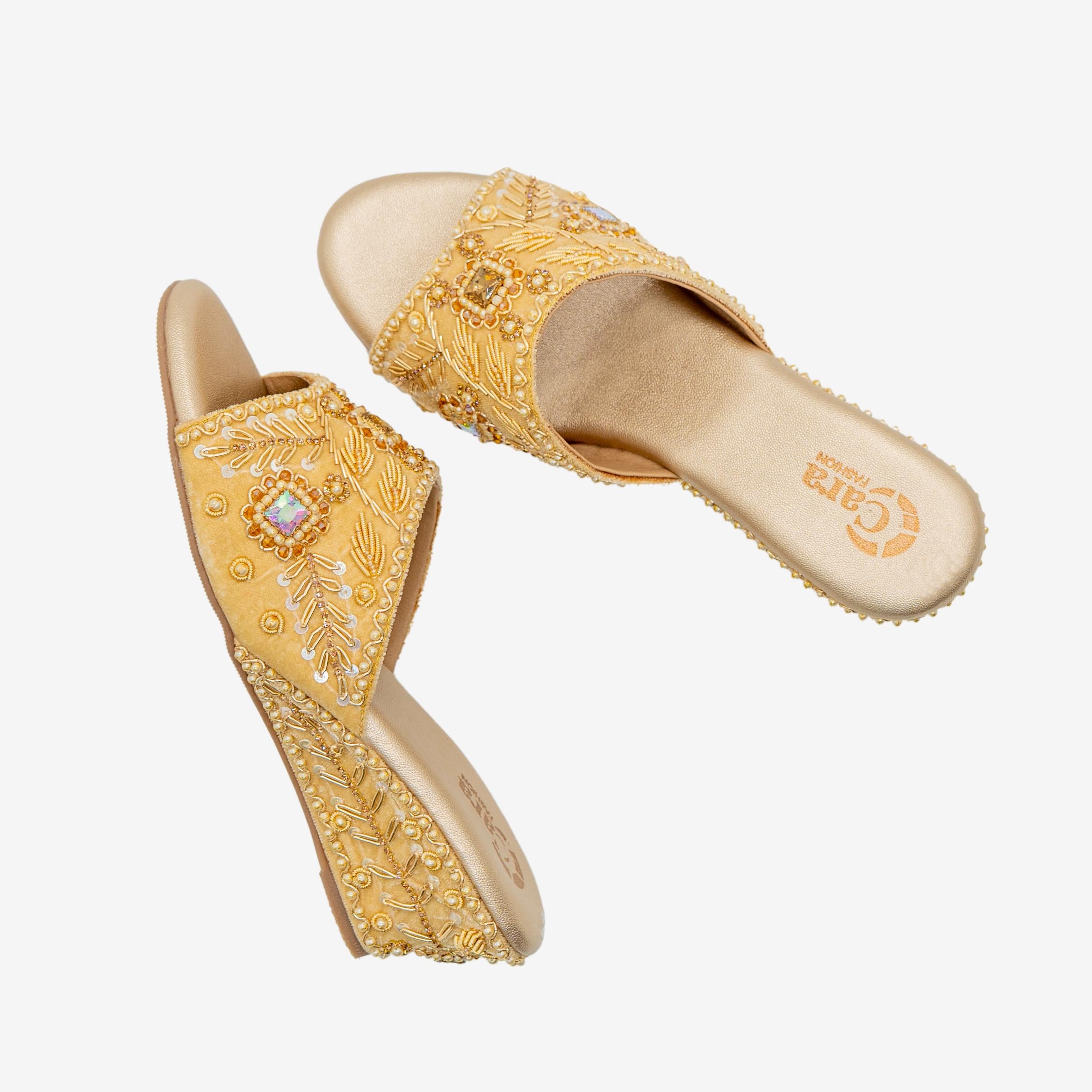 Refina AirWeave Heels