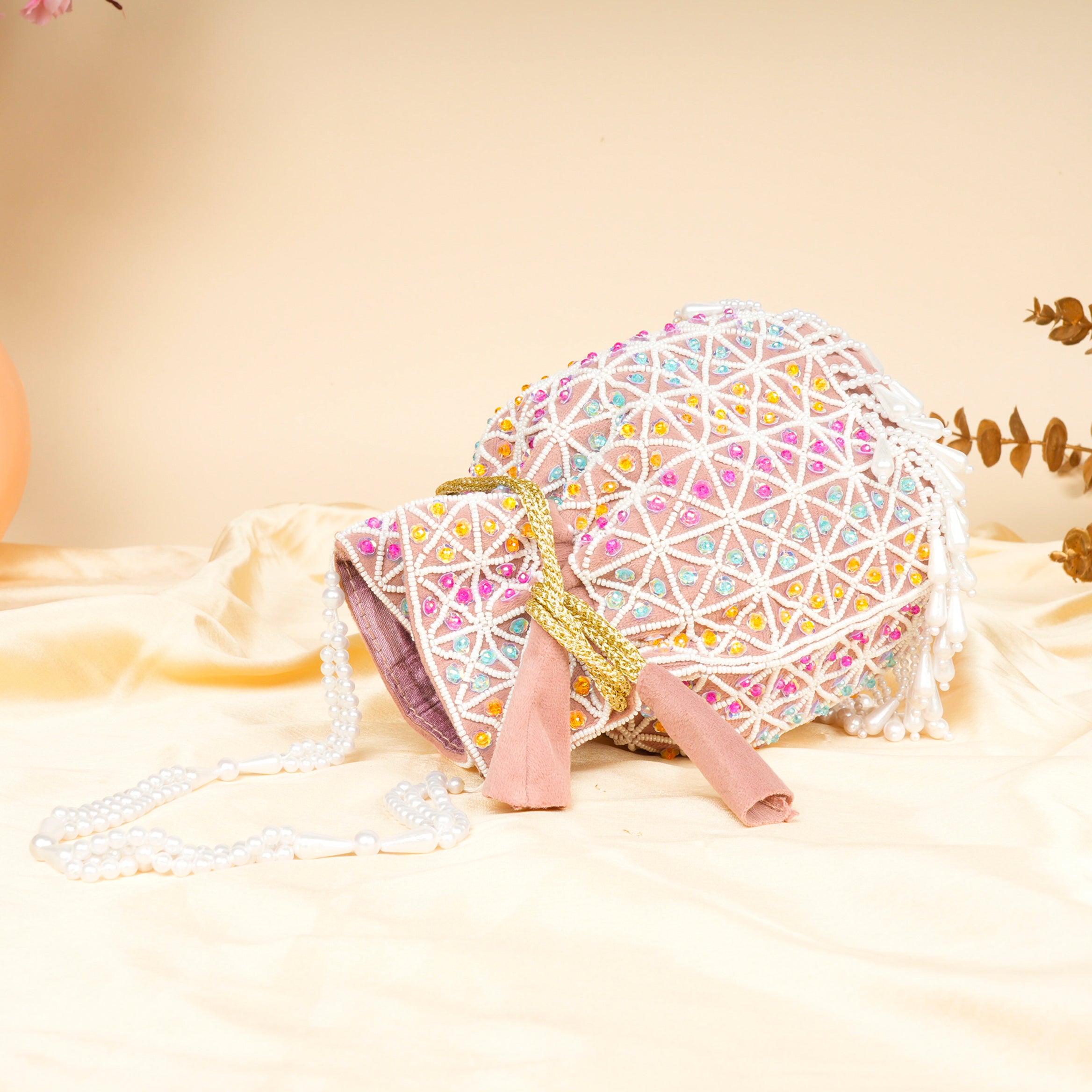 Festive Radiance Potli