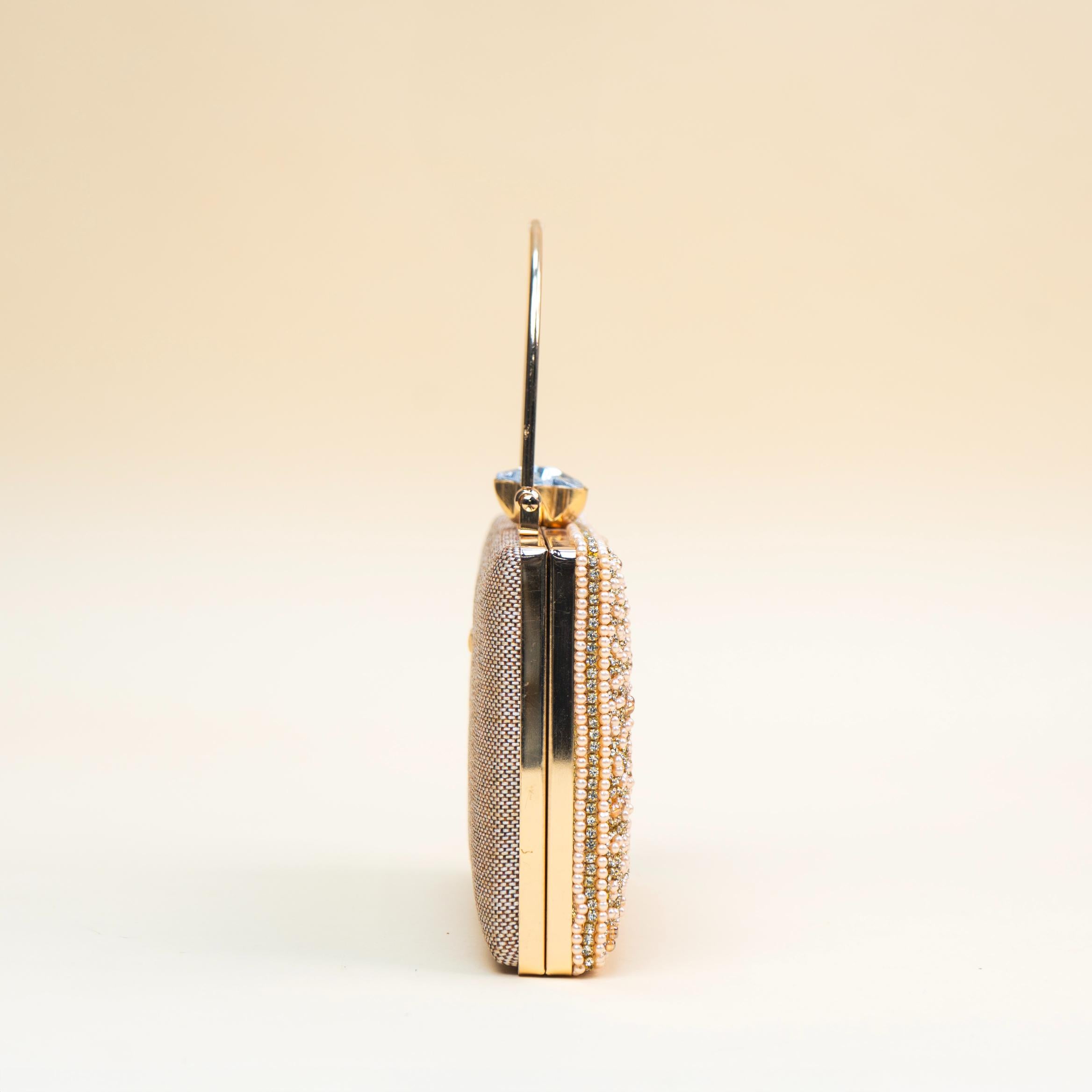 The Heritage Pearl Clutch