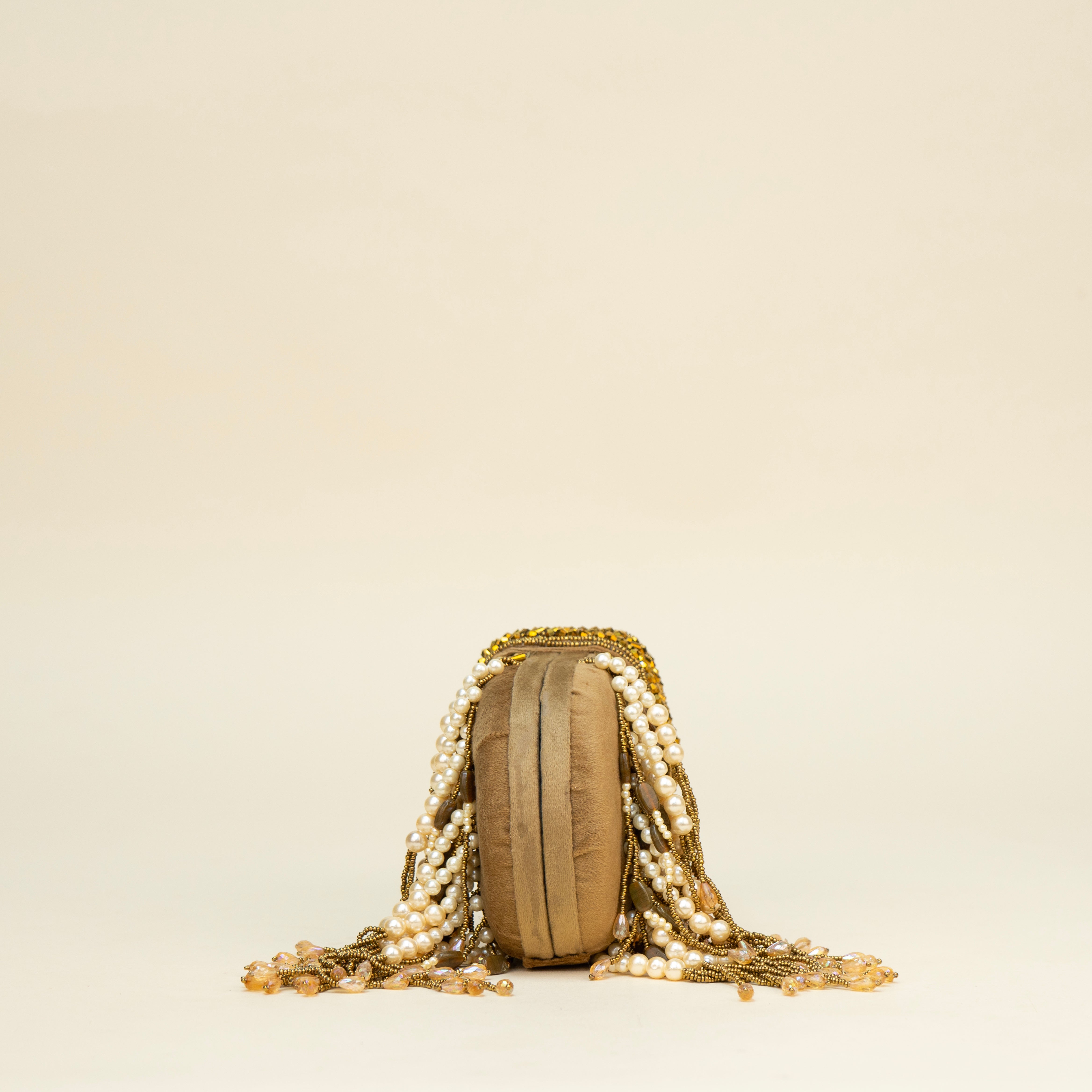 Pearl Aura Potli