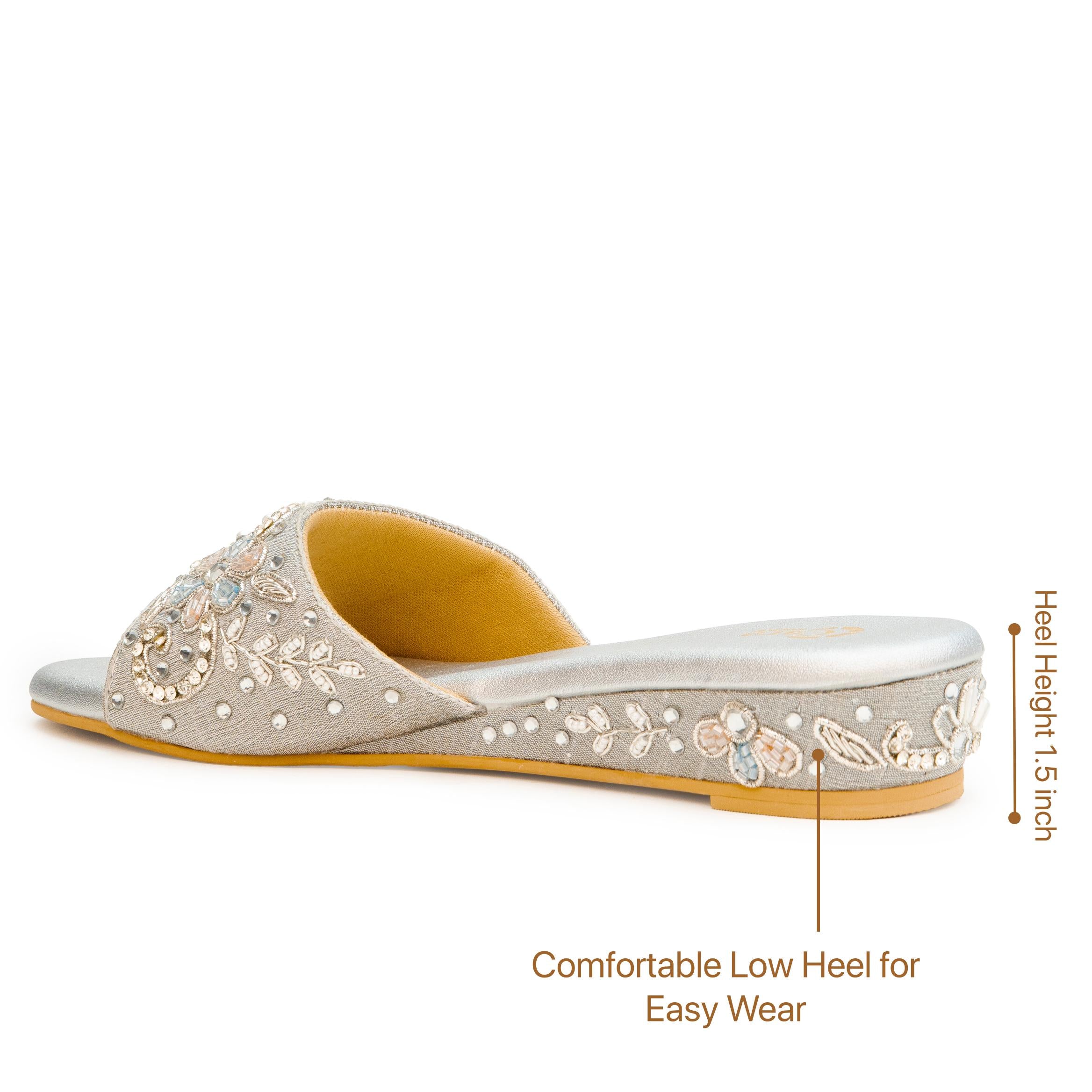 Zari Bloom Flats