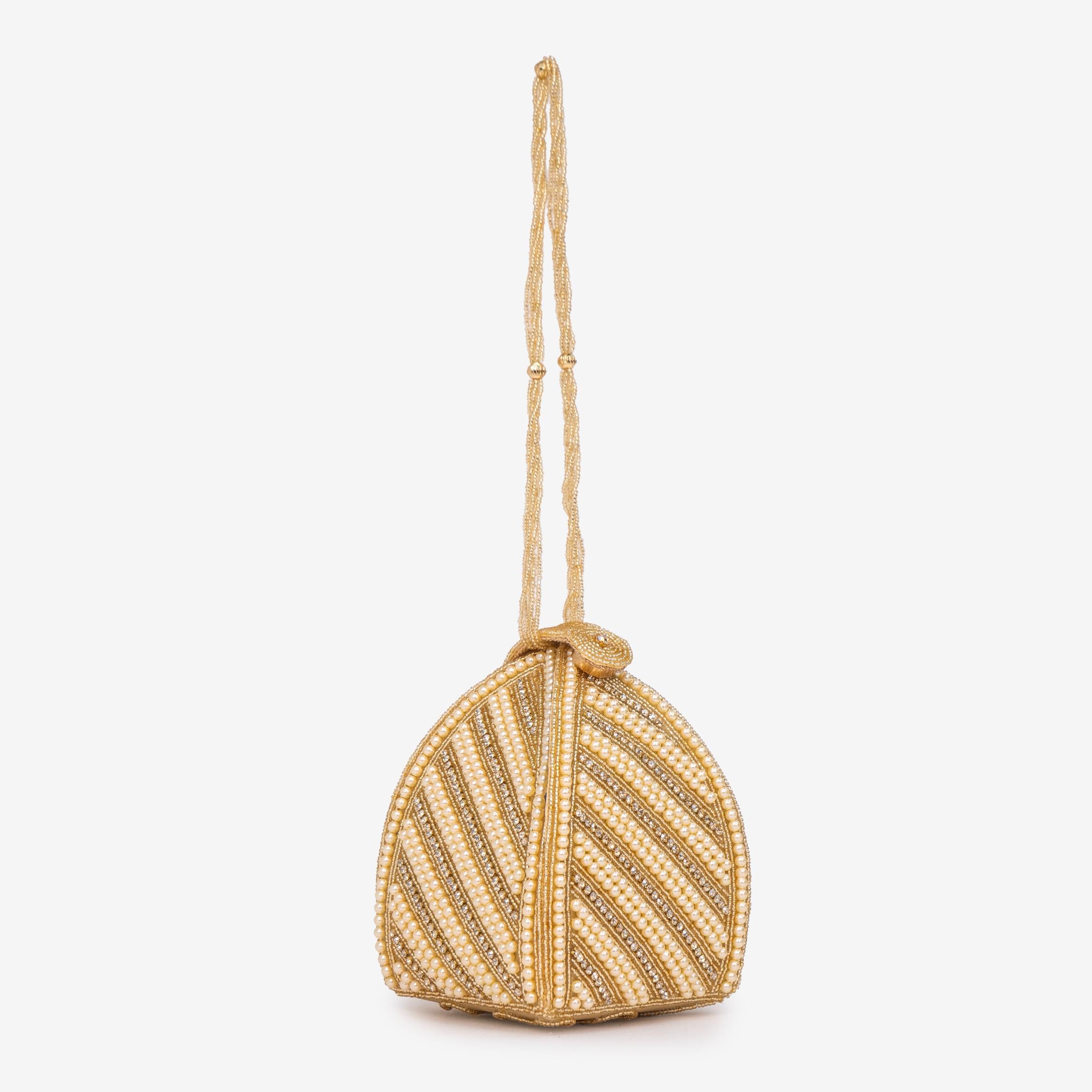 Linear Pearl Glam Potli