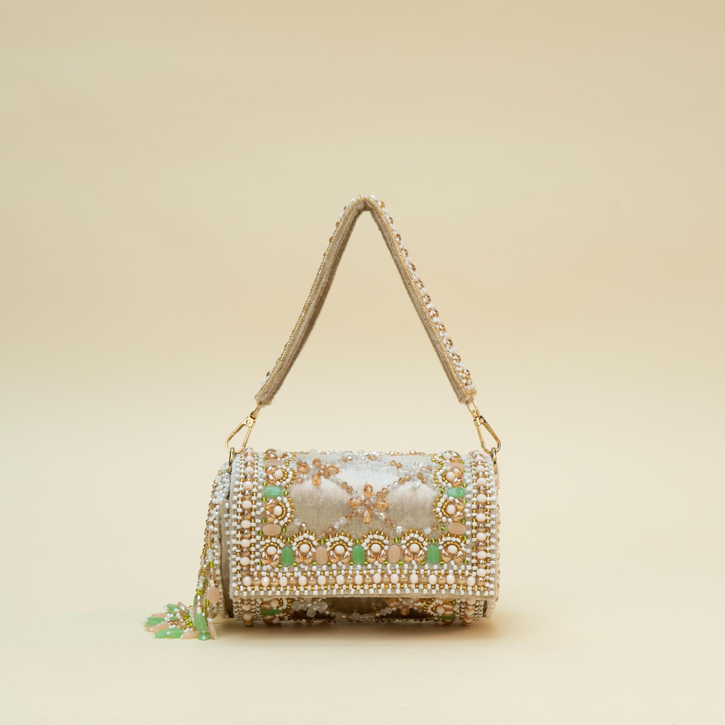 Contour Ornament Line