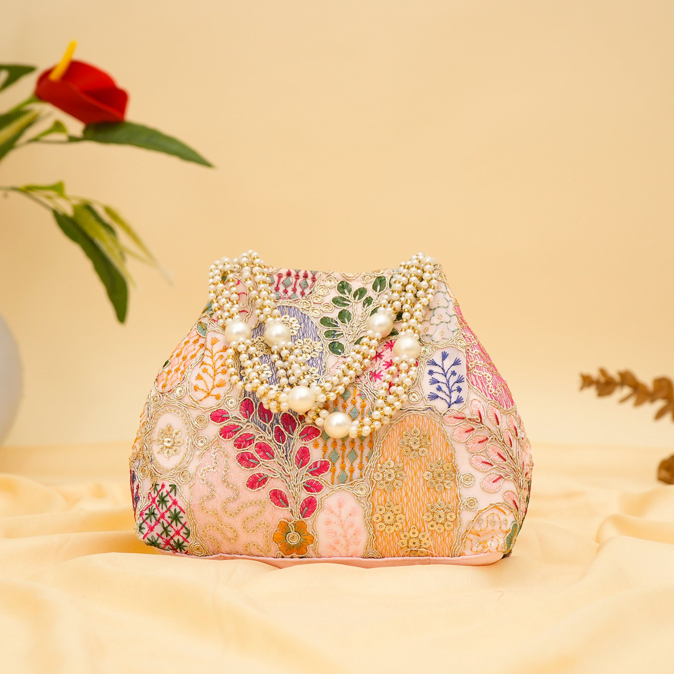 Opulent Pearl Potli
