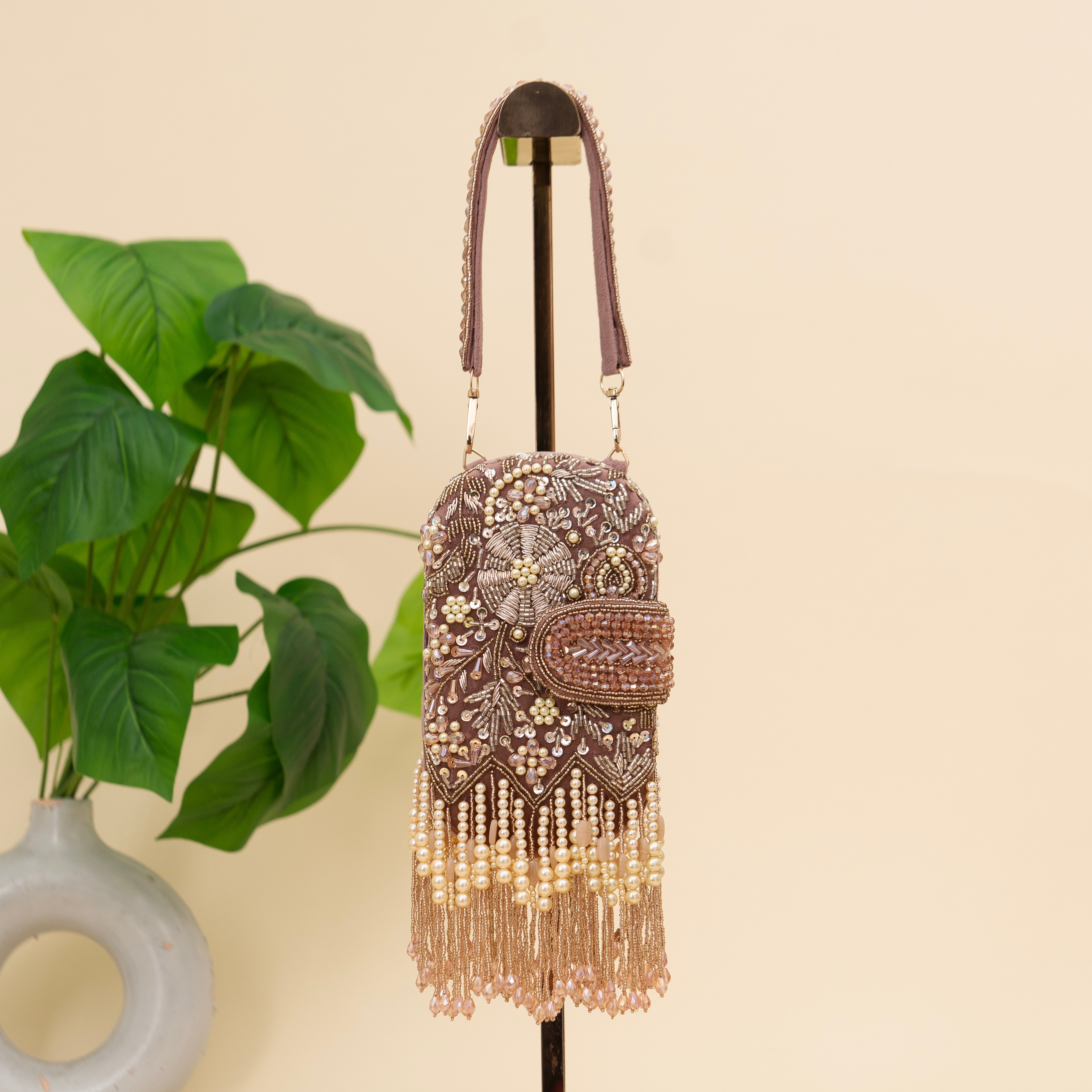 Pearl Aura Potli