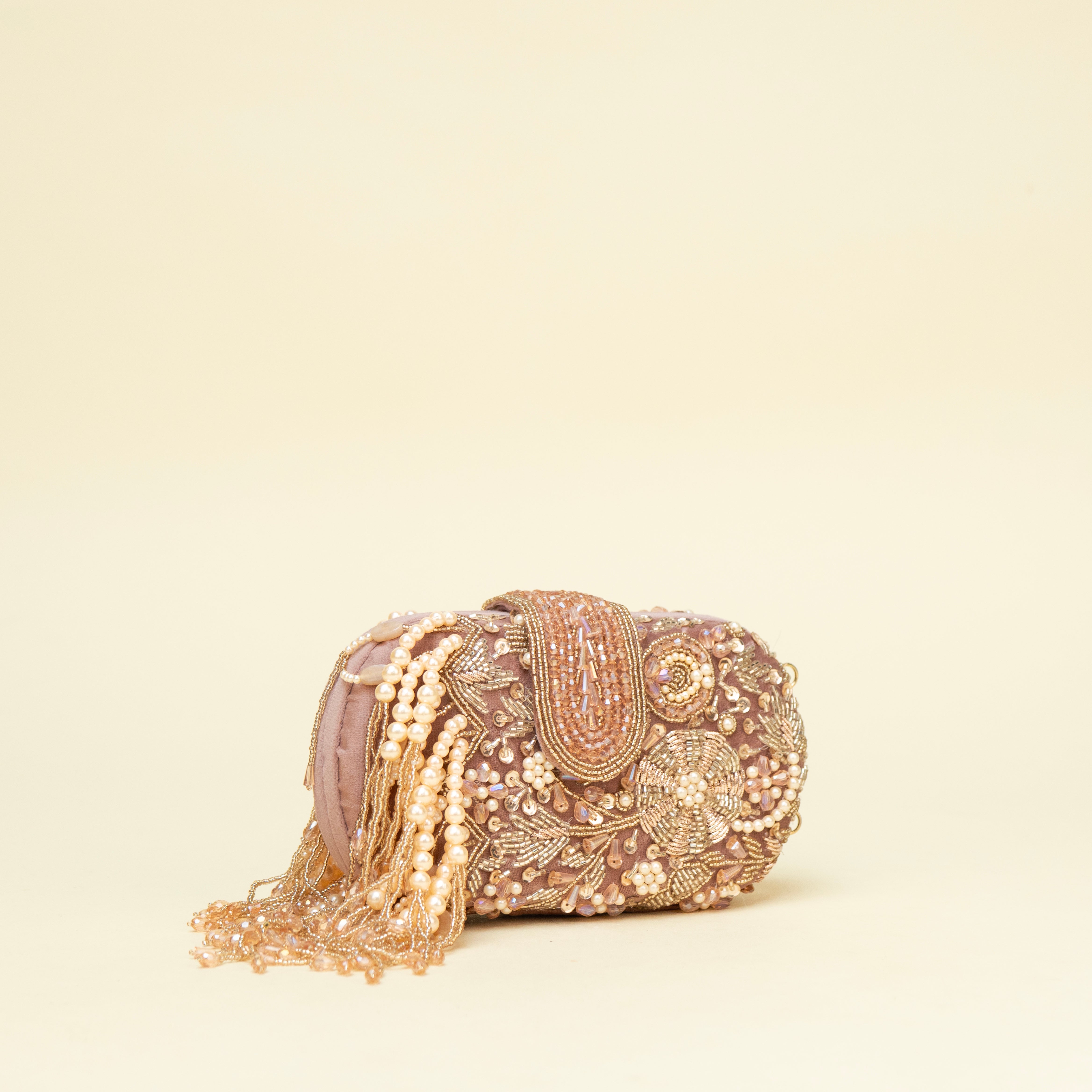 Pearl Aura Potli