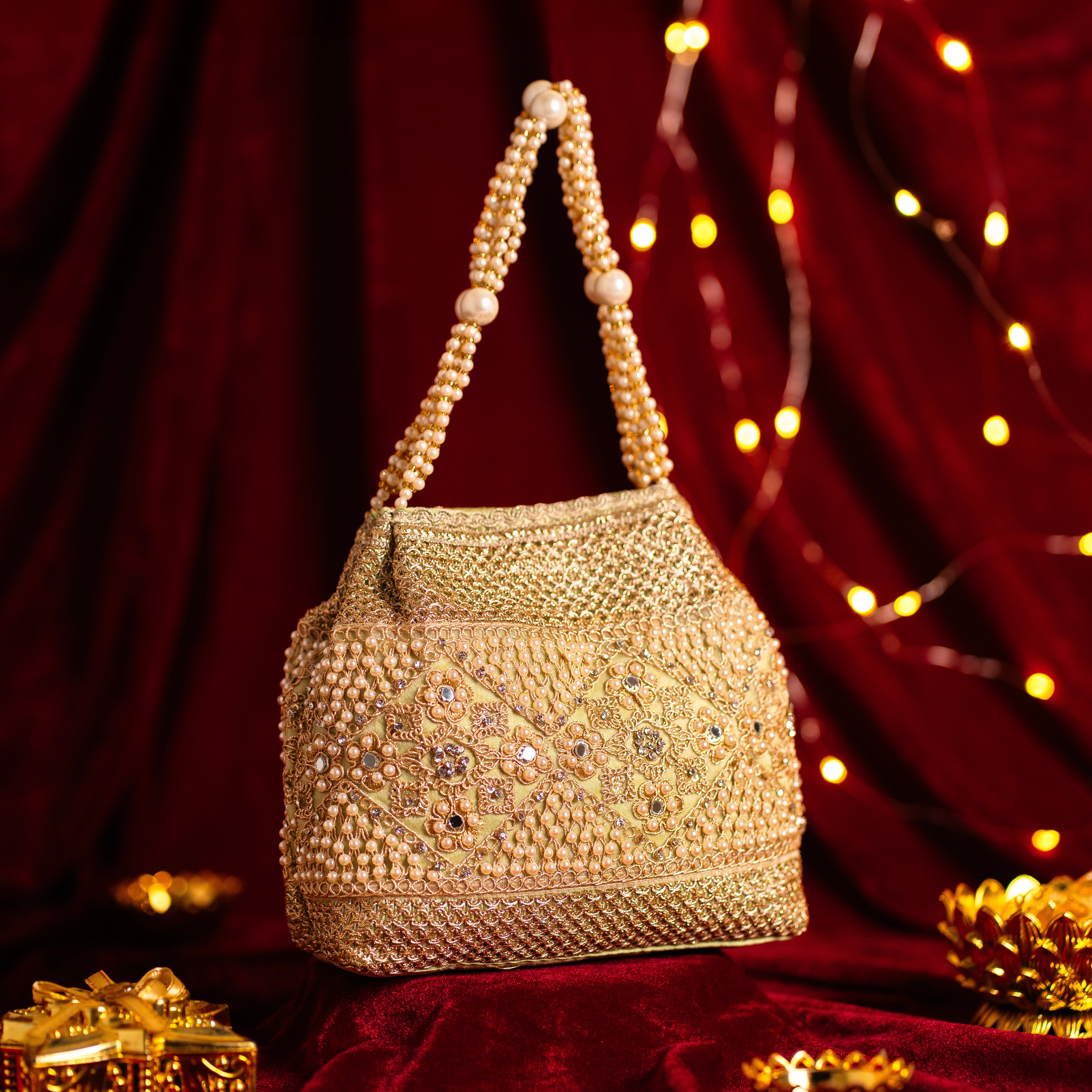 Pearl Elegance Potli