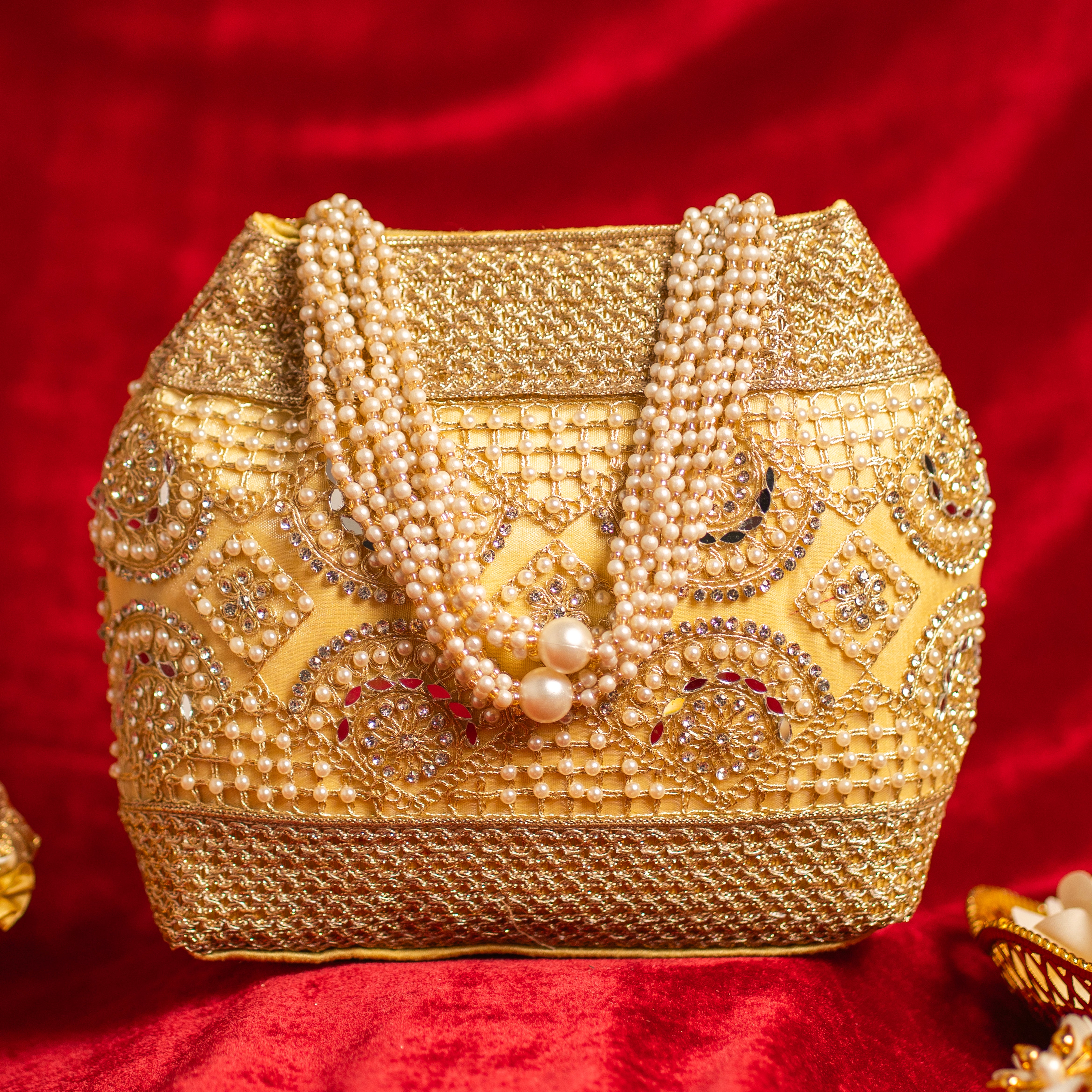 Noorani Pearl Potli