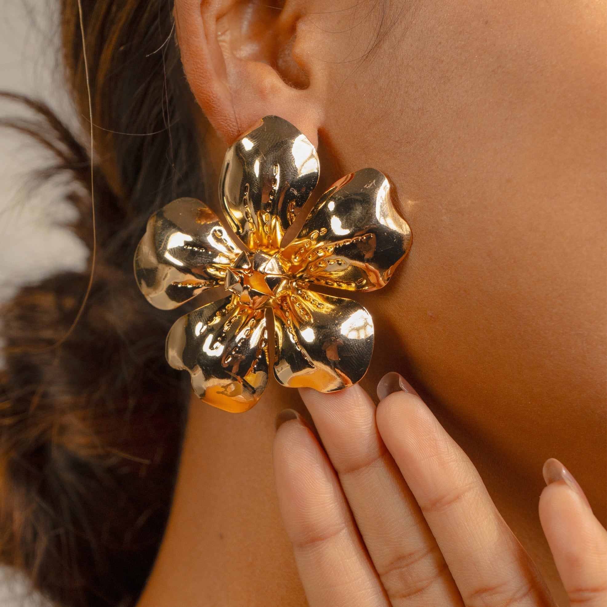 Chroma Shine Earrings