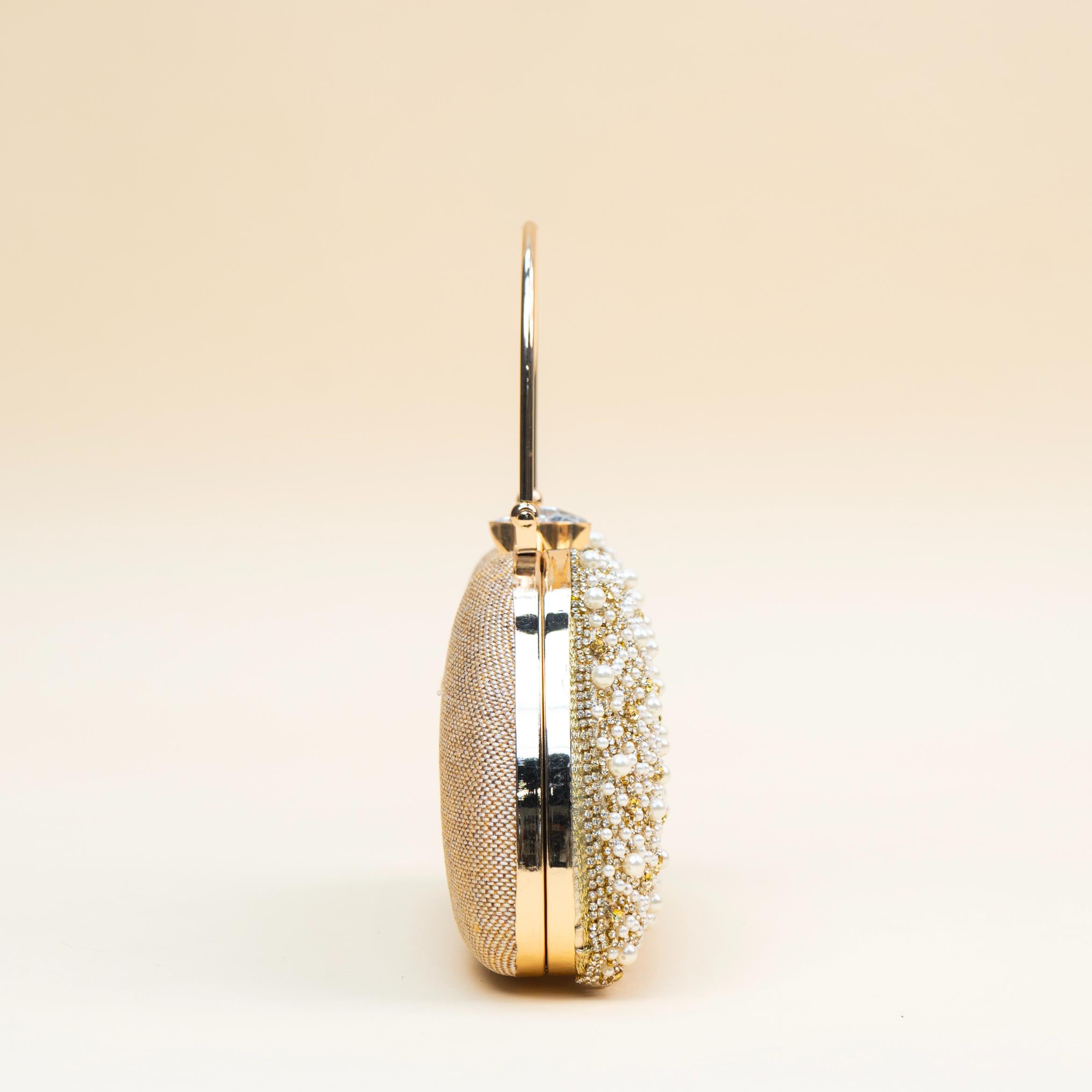 The Pearl Dome Clutch