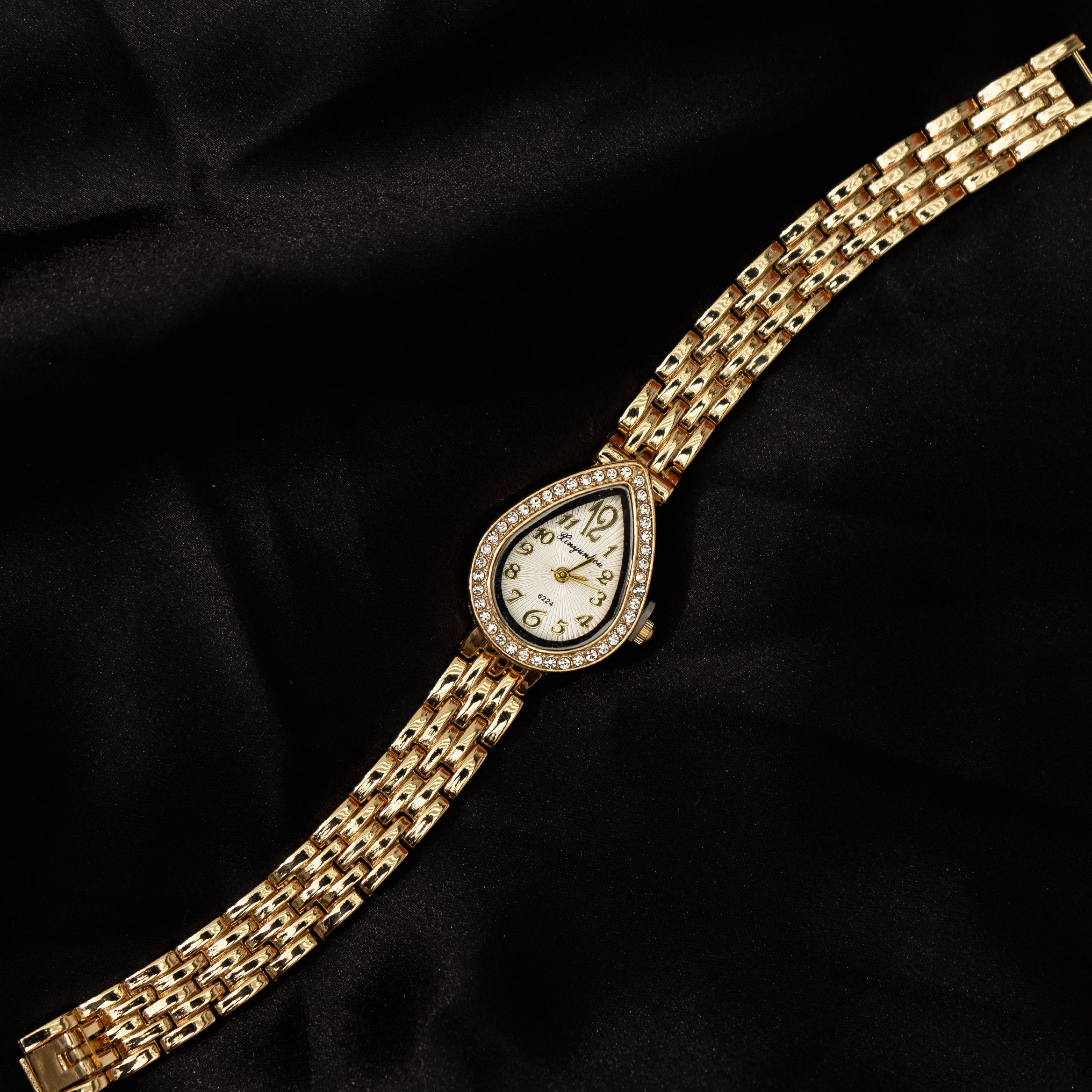 Dewelle Watch