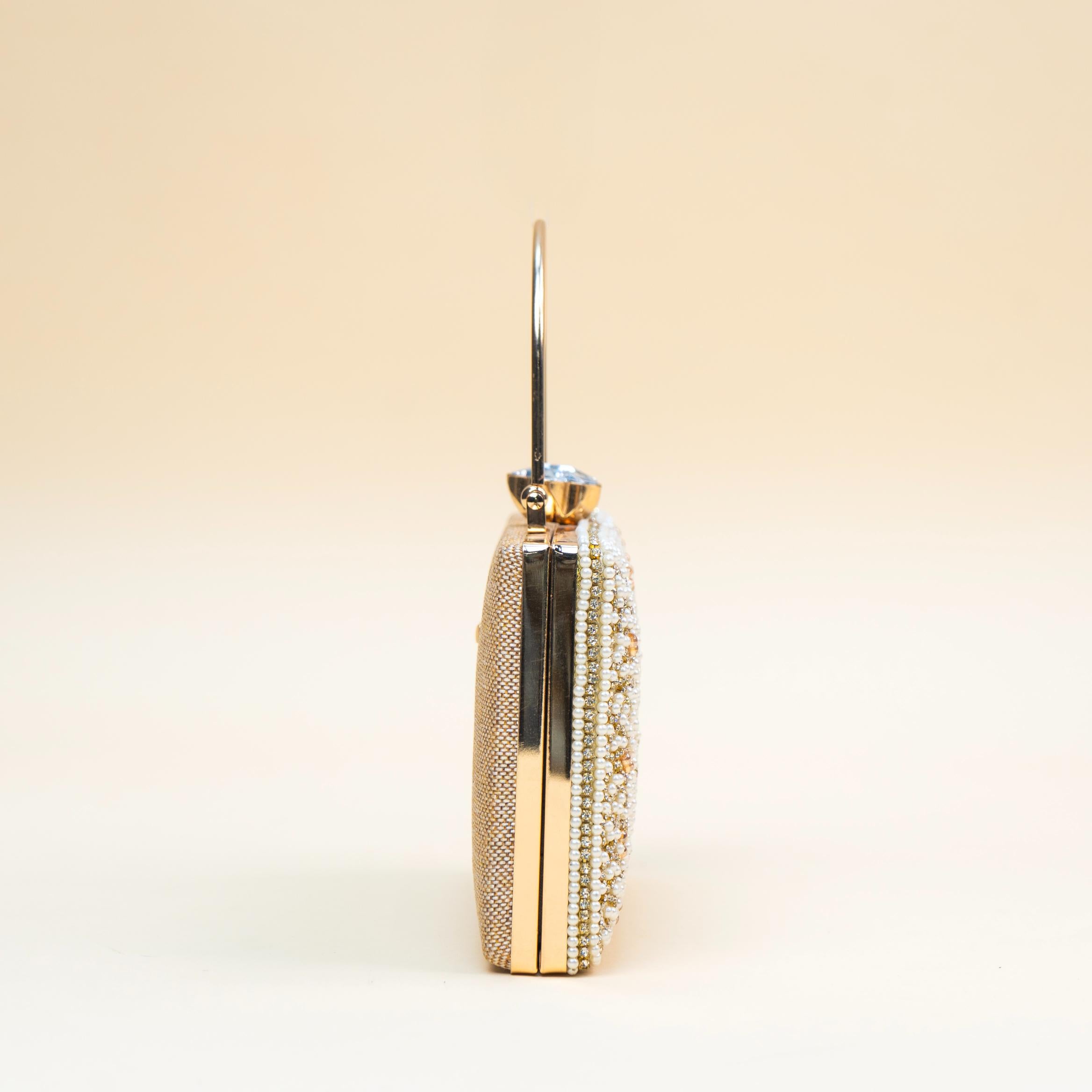 The Heritage Pearl Clutch