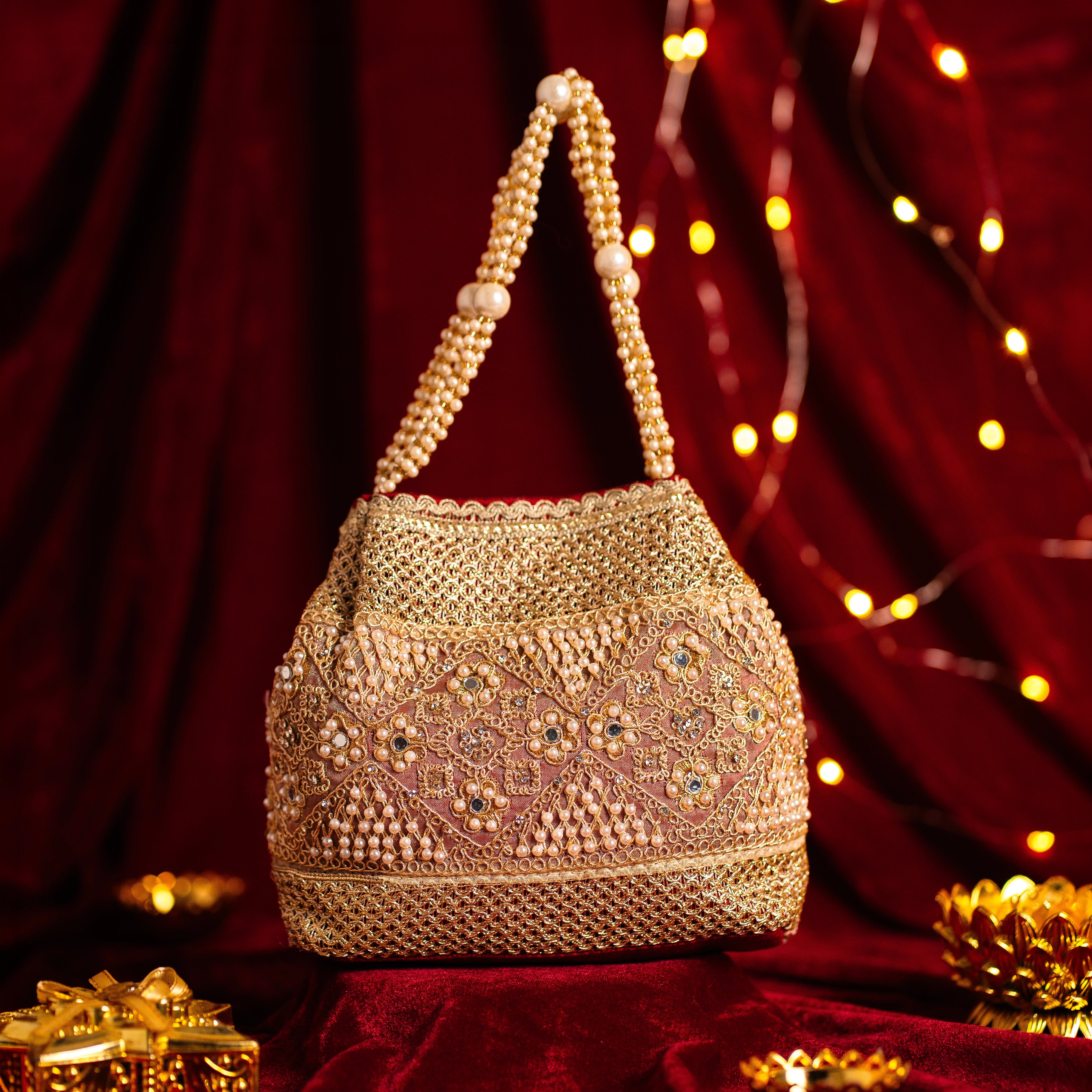 Pearl Elegance Potli