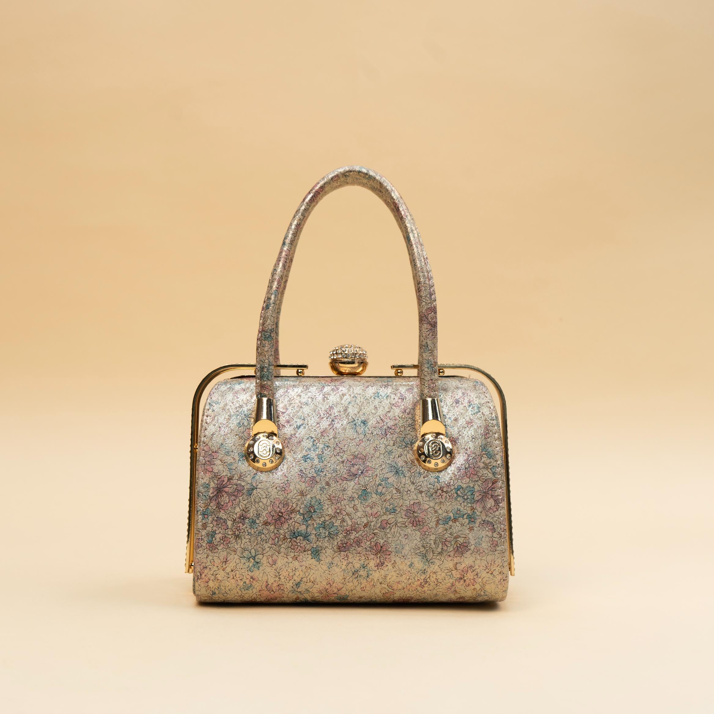 The Carry Edit Collection