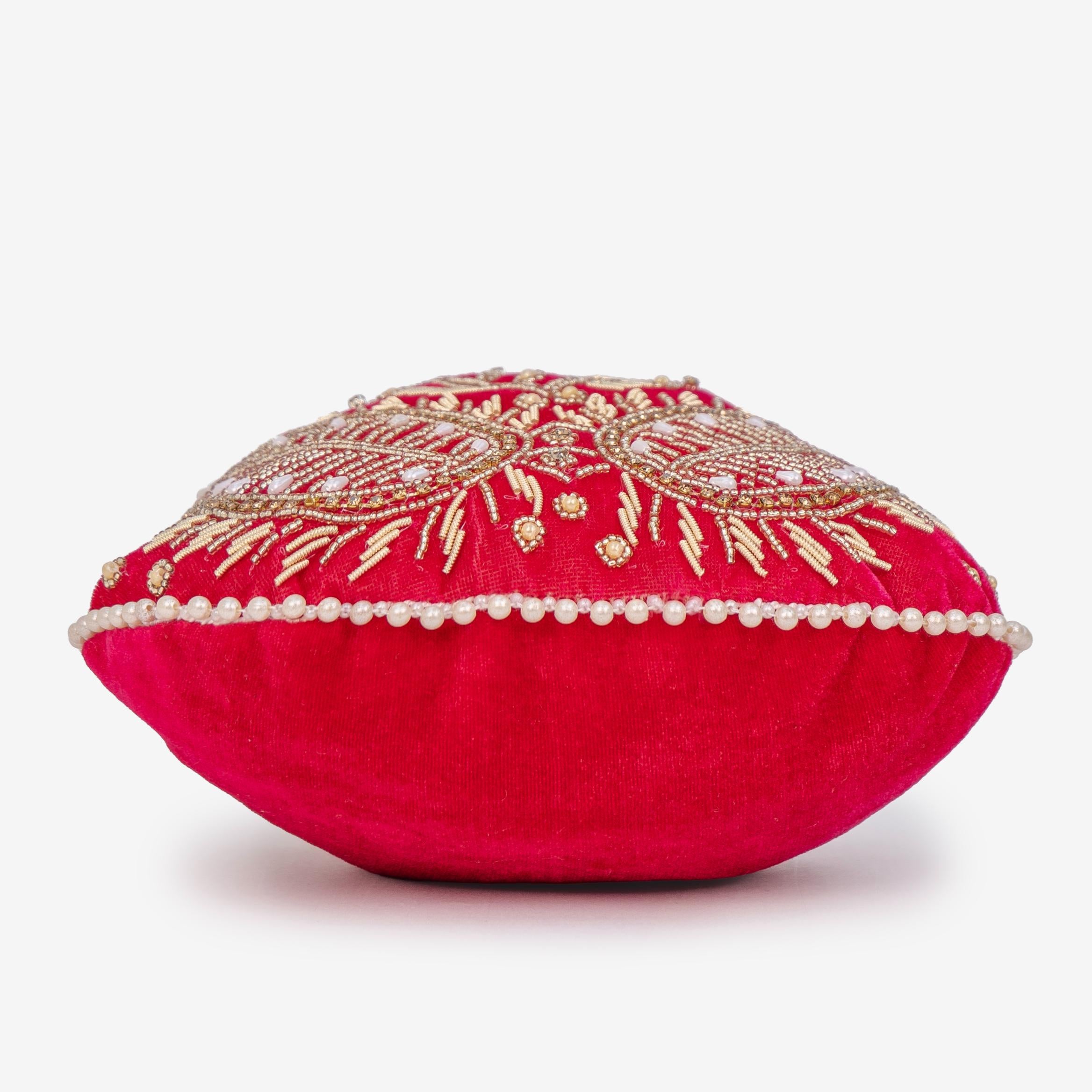 Treasure Leaf Potli