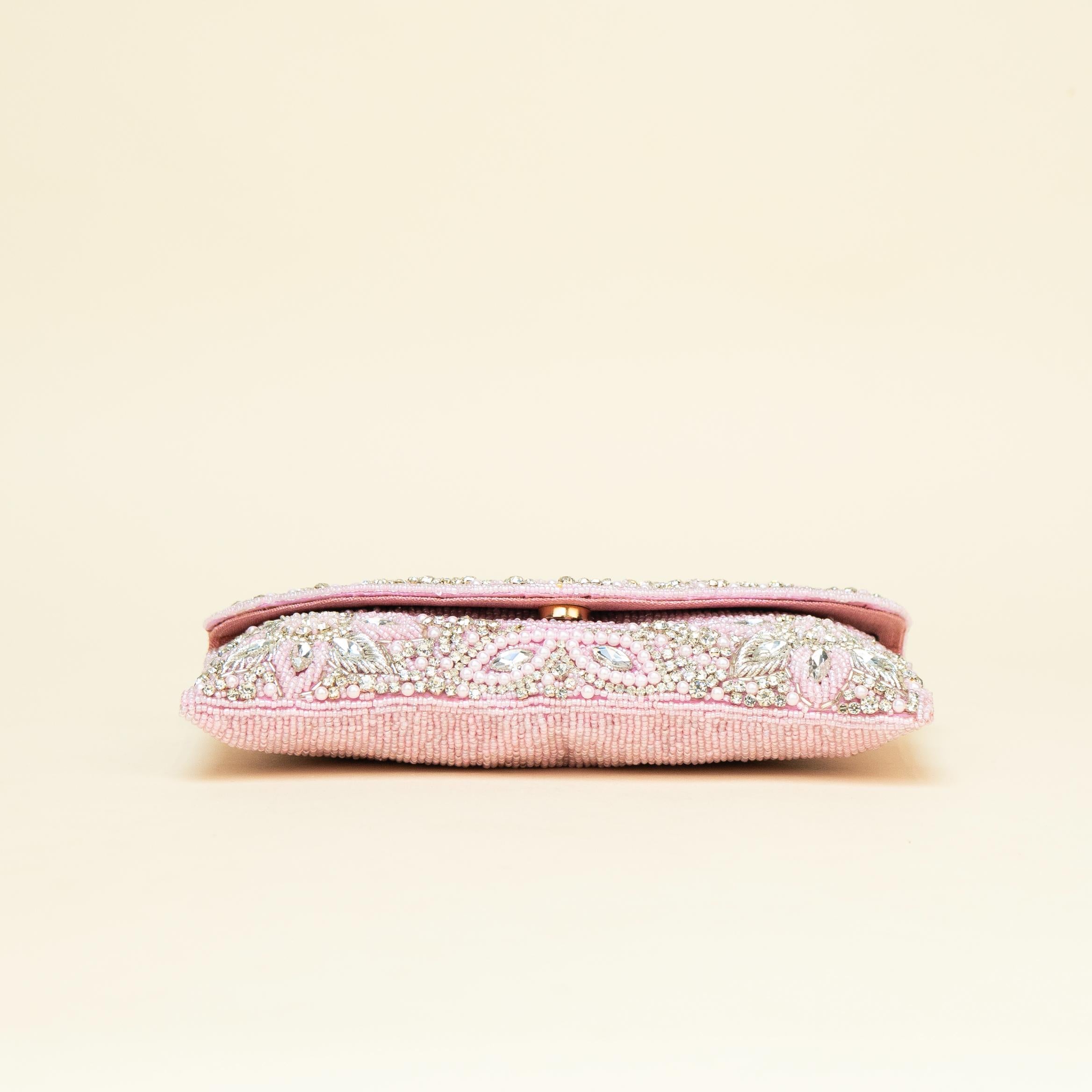 Monvera Chain Bead Collection